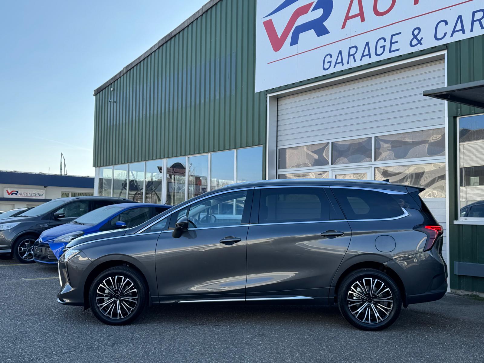FORTHING 4 U-Tour 1.5 Turbo PHEV-showroom-element-2