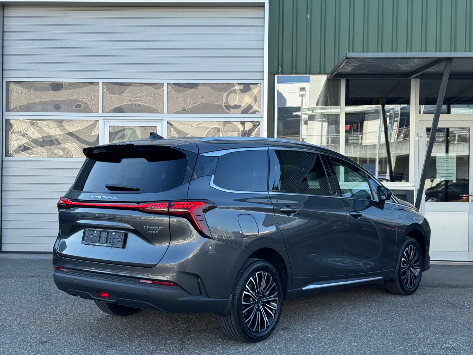 FORTHING 4 U-Tour 1.5 Turbo PHEV-showroom-element-3