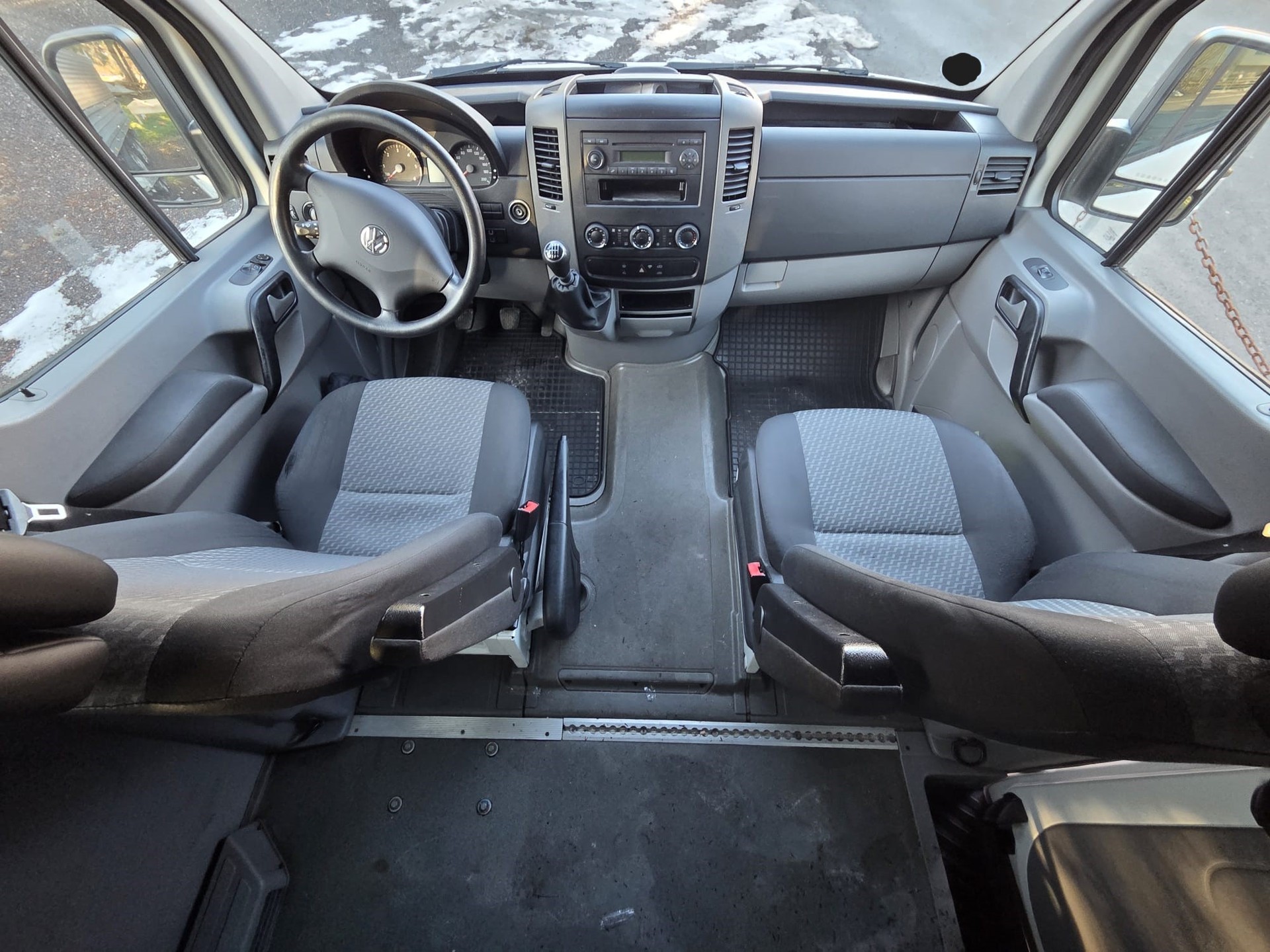 VW CRAFTER-image-5