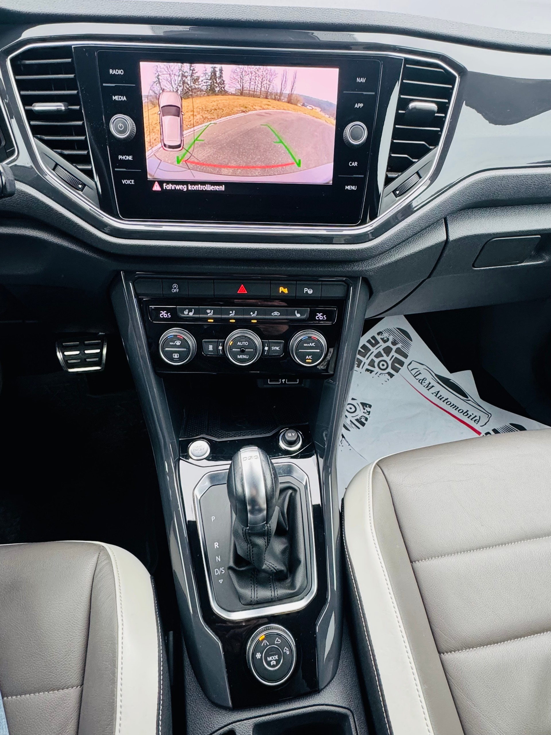 VW T-Roc 2.0 TSI Sport DSG 4Motion-image-9