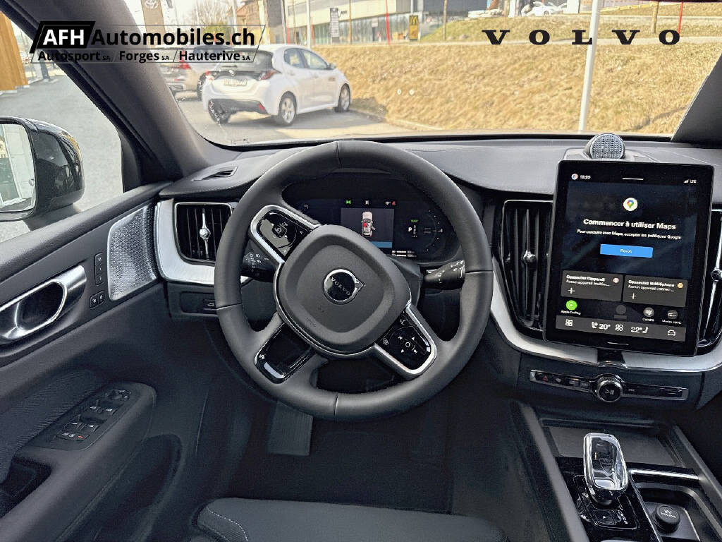 VOLVO XC60 2.0 T6 TE Ultra Dark eAWD 246H4TM0D1-image-9