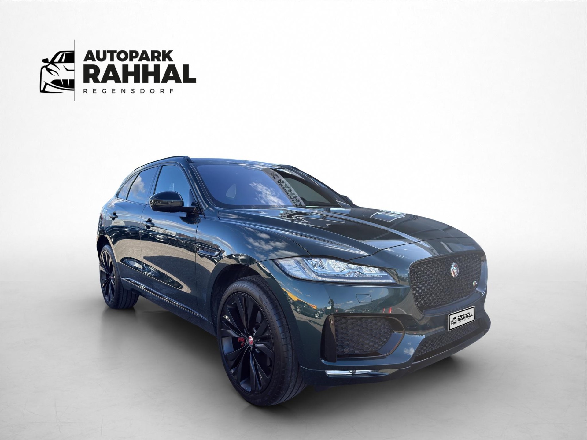 JAGUAR F-Pace 3.0 V6 S/C S AWD-showroom-element-2