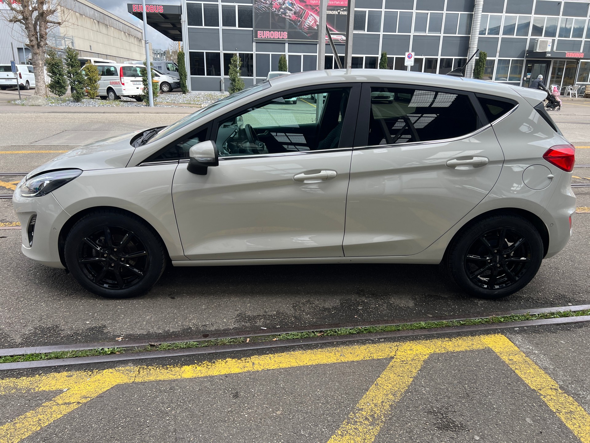 FORD Fiesta 1.0 SCTi MHEV ST-Line-image-7