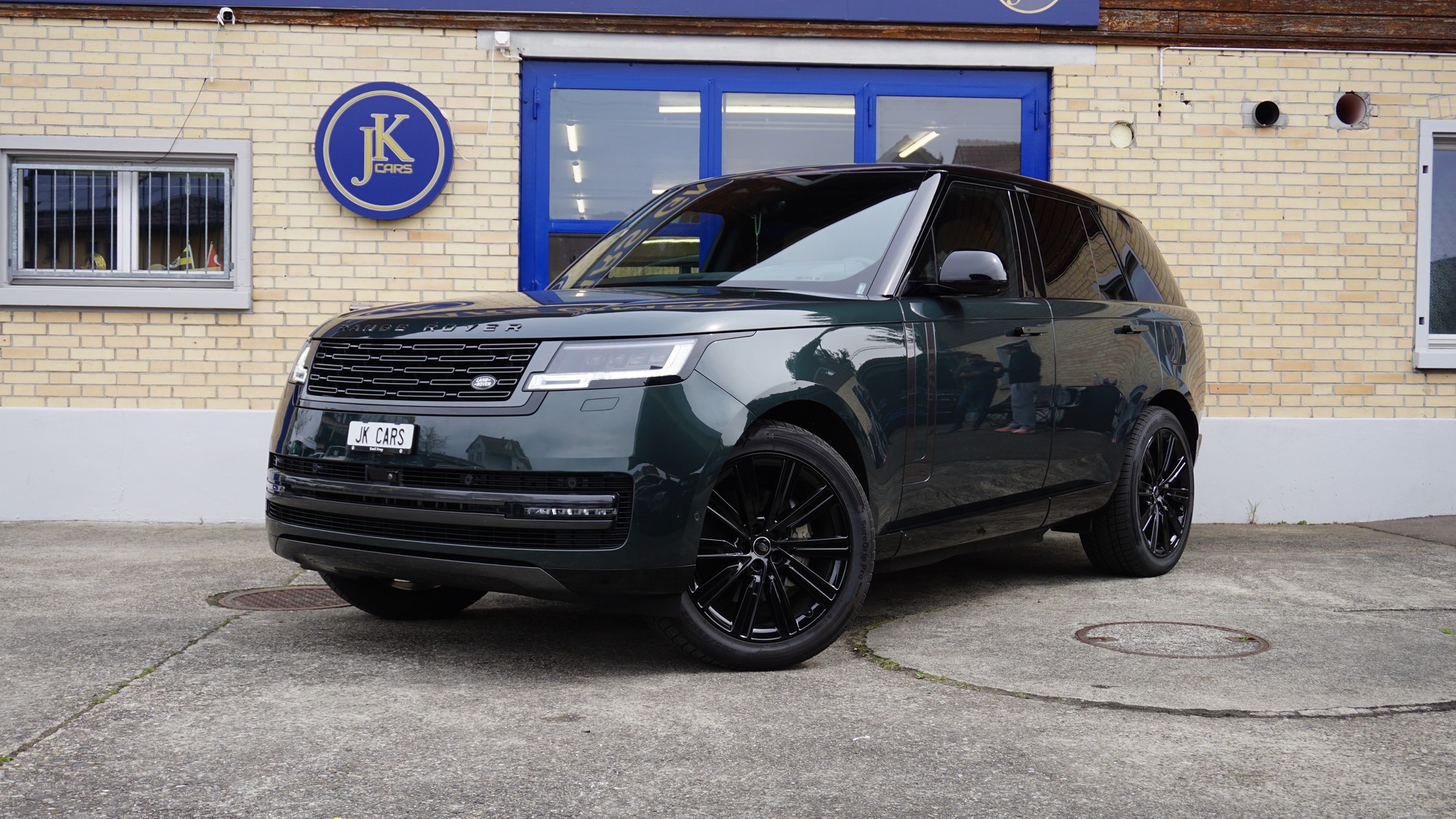 LAND ROVER Range Rover P460e Si6 PHEV Sutobiography Automatic-showroom-element-1
