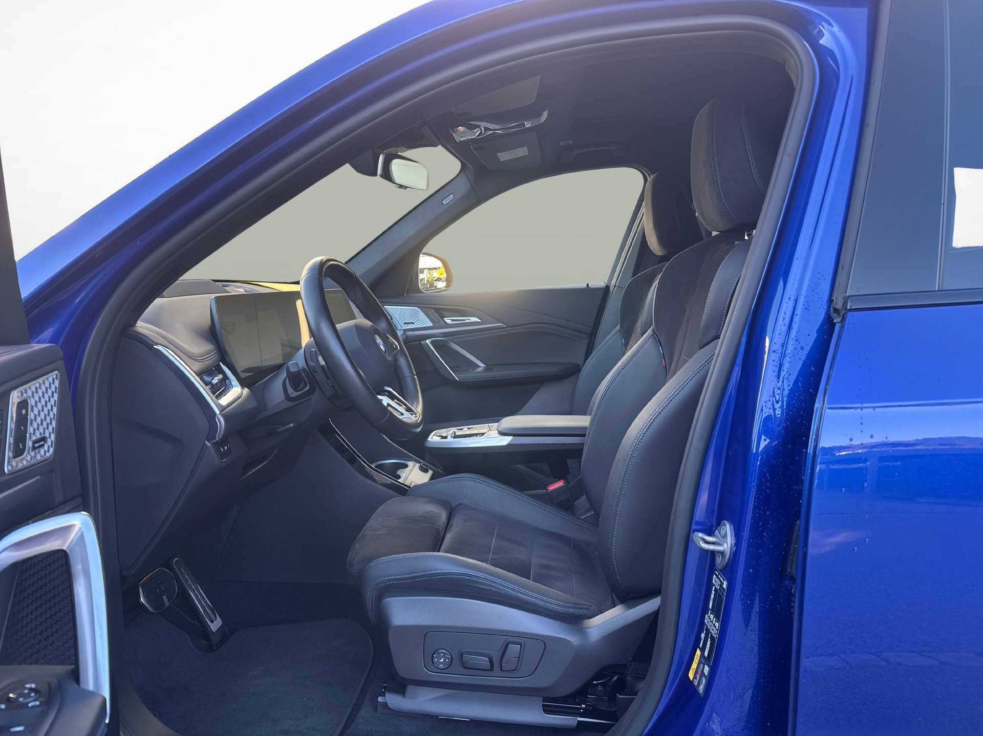 BMW X1 30e xDrive-image-9