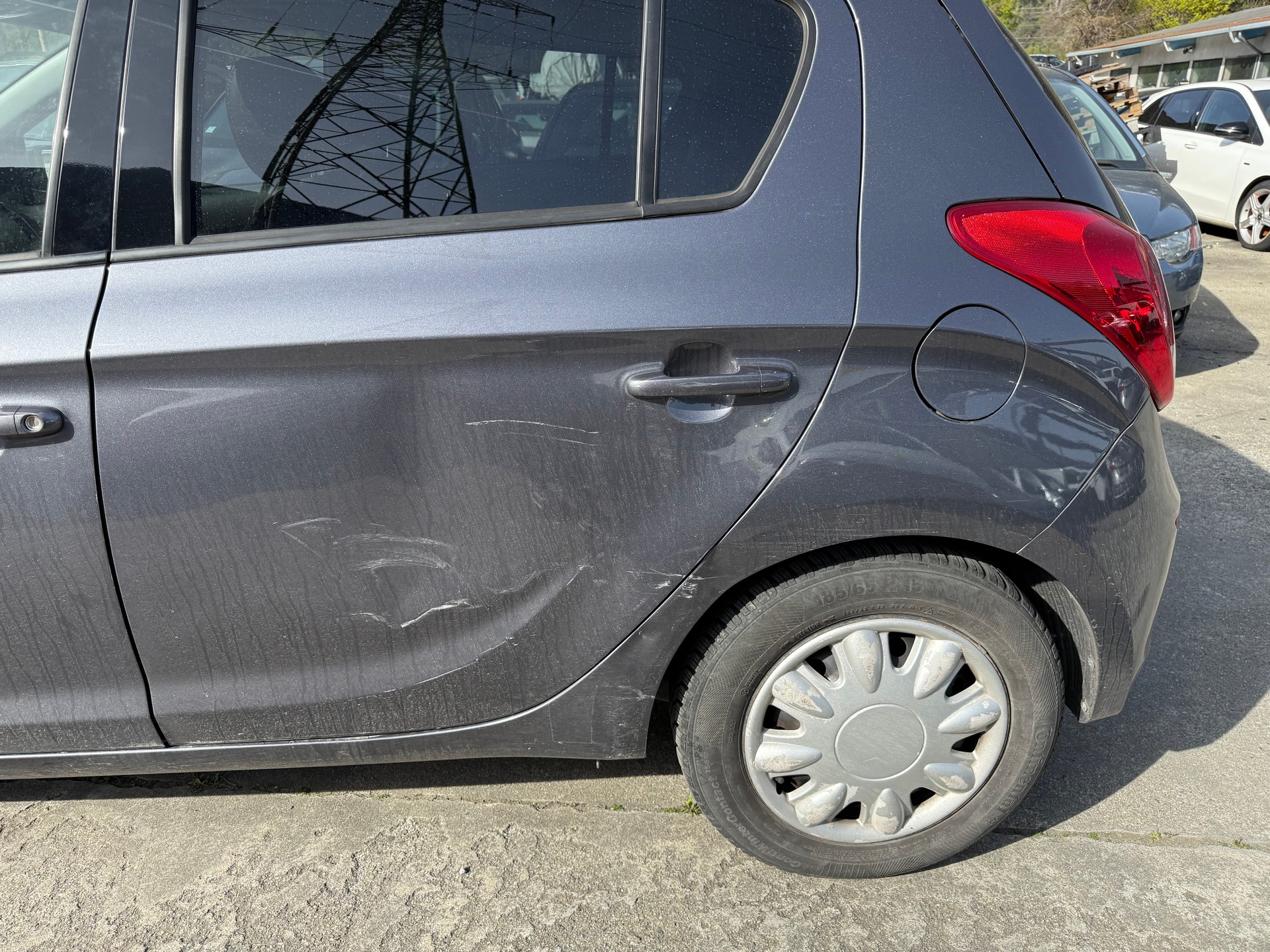HYUNDAI i20 1.4 Style-image-8