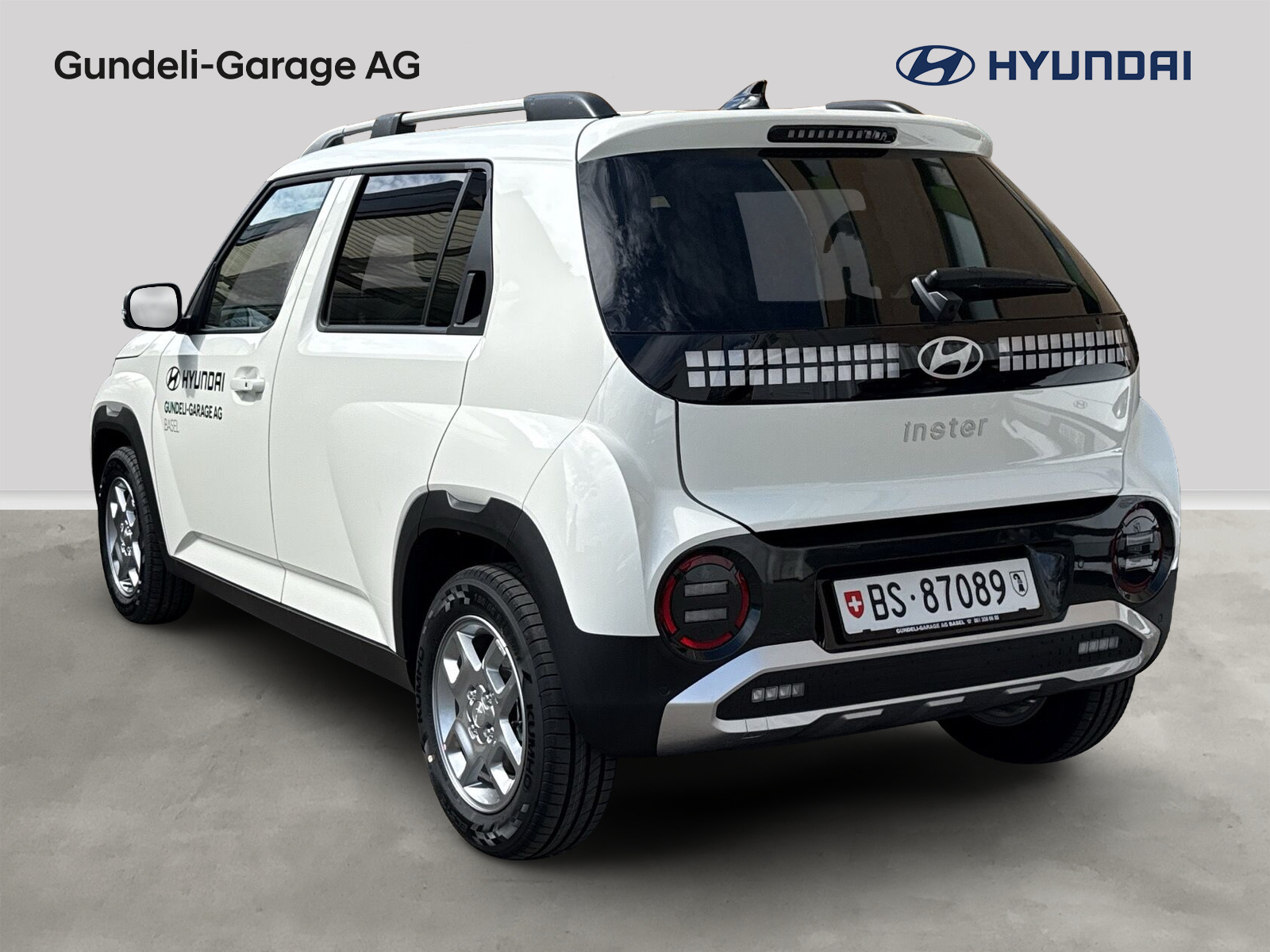 HYUNDAI Inster 49kWh Amplia-showroom-element-3