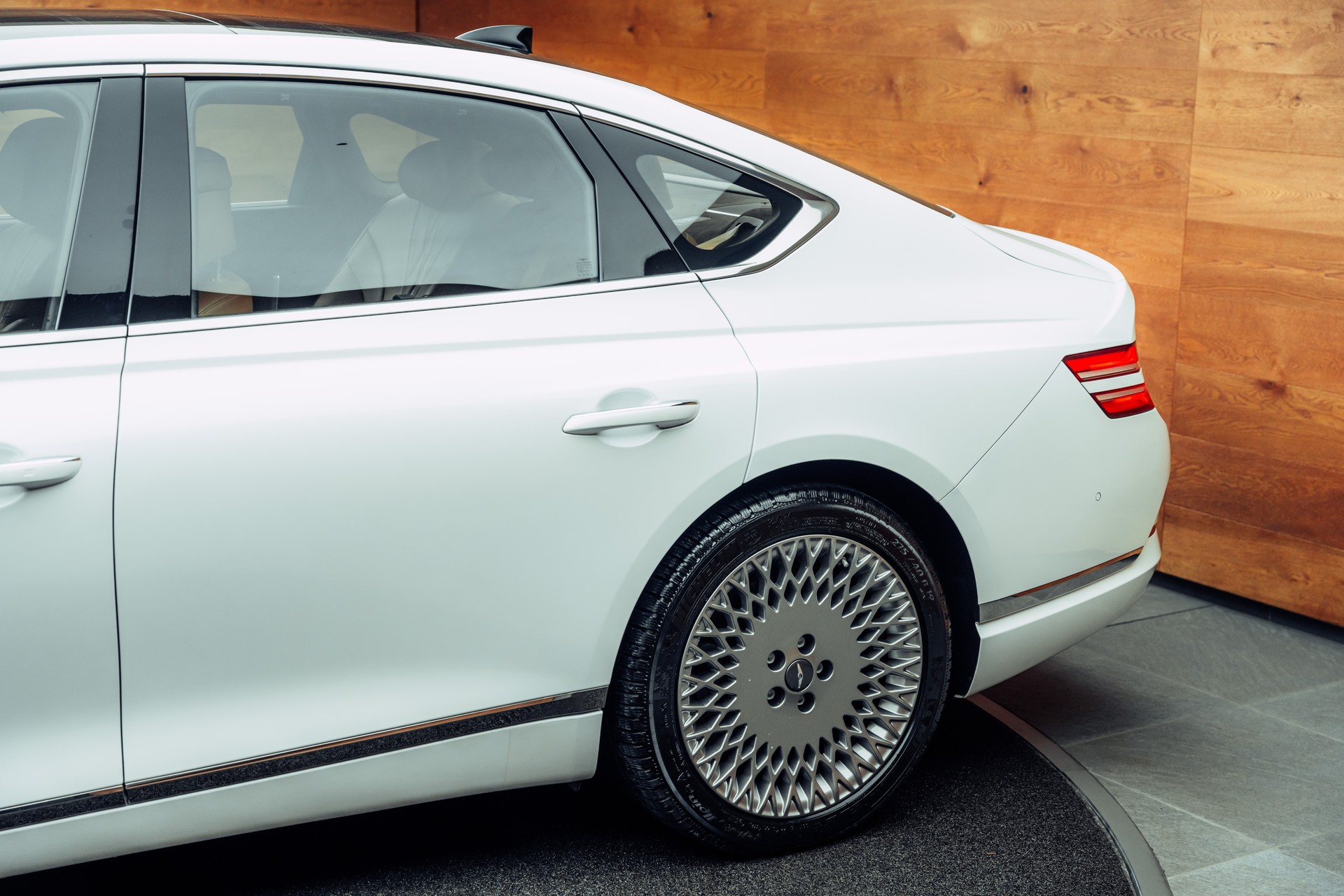 GENESIS G80 Electrificed Luxury 87,2kWh AWD-image-19