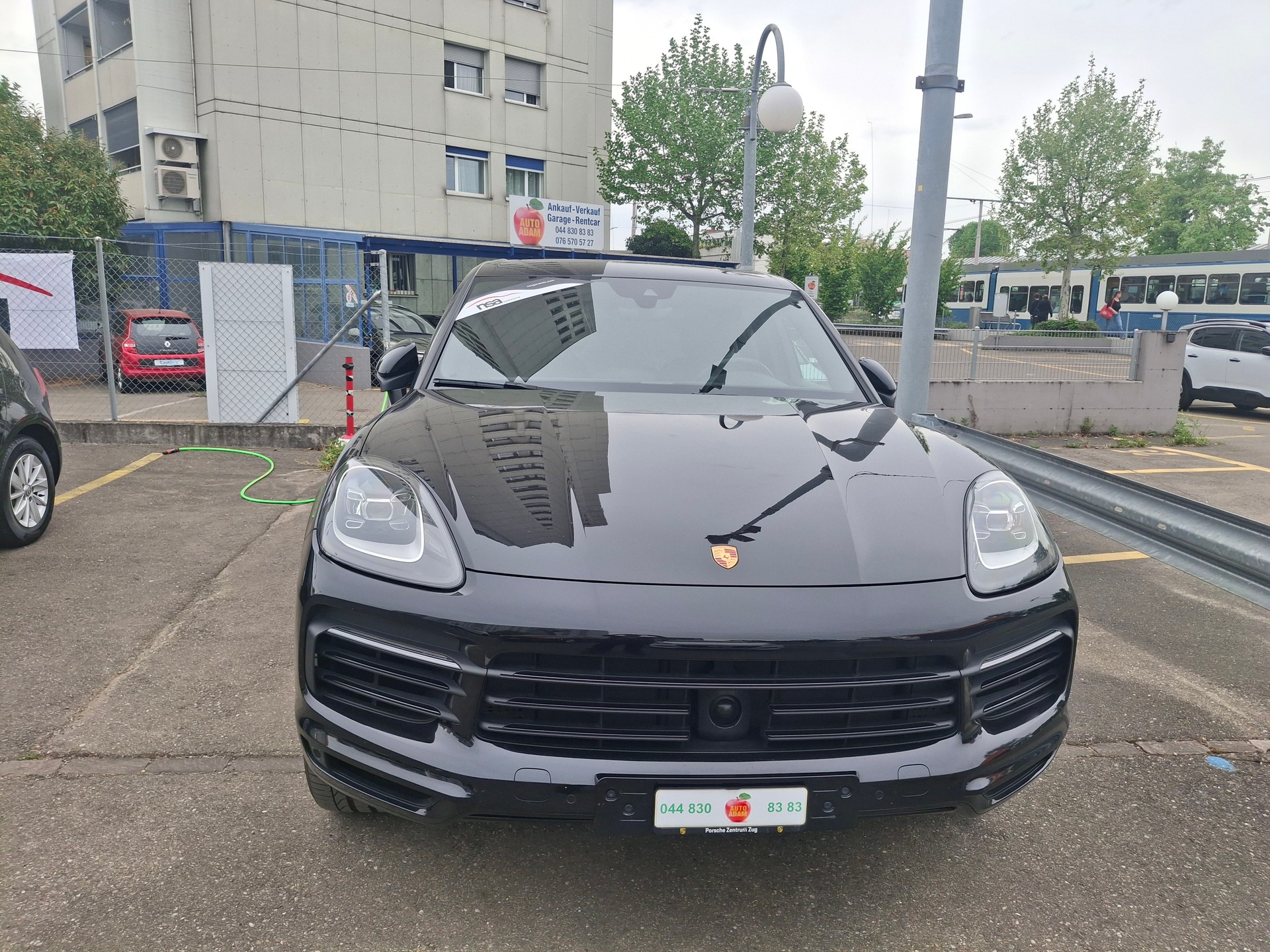 PORSCHE Cayenne-image-14