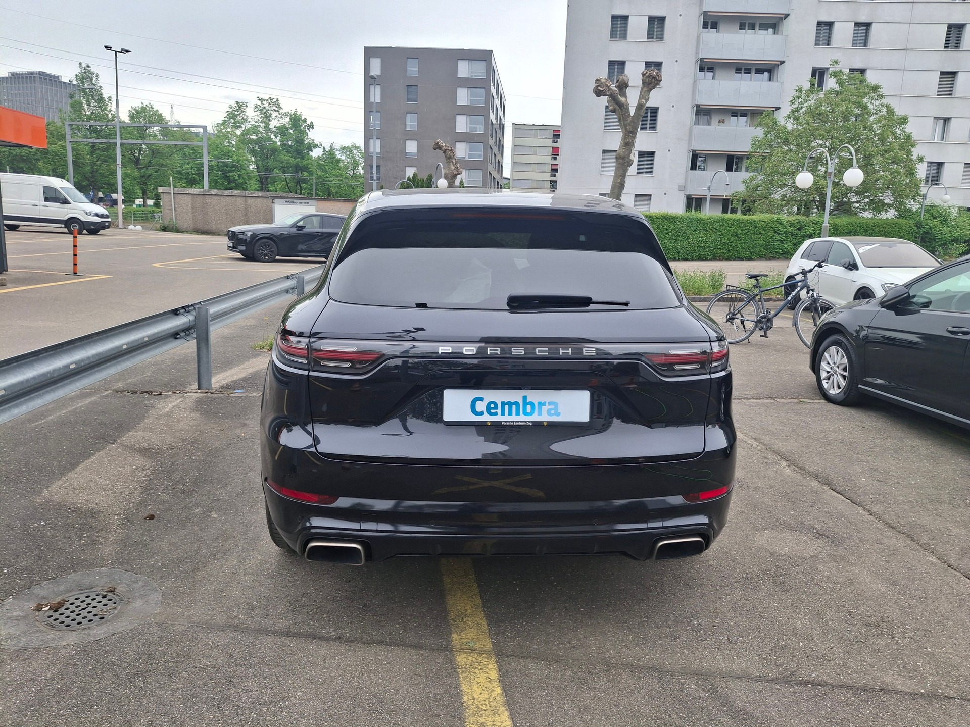PORSCHE Cayenne-image-8