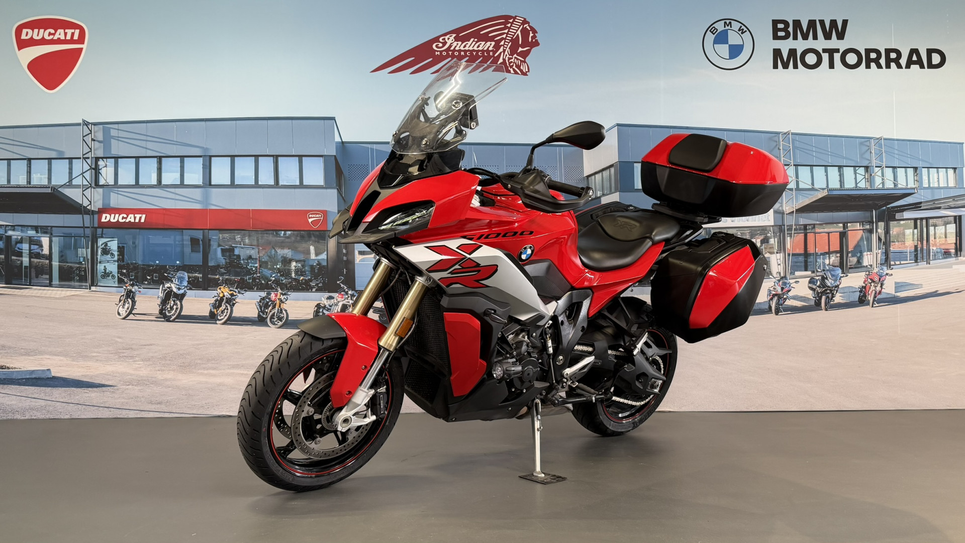 BMW S 1000 XR avec topcase et valises-image-2