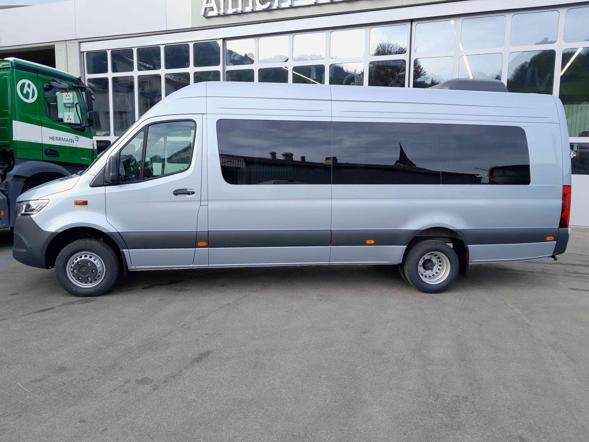 MERCEDES-BENZ Sprinter 519 CDI PRO KA eL 4x2-showroom-element-2