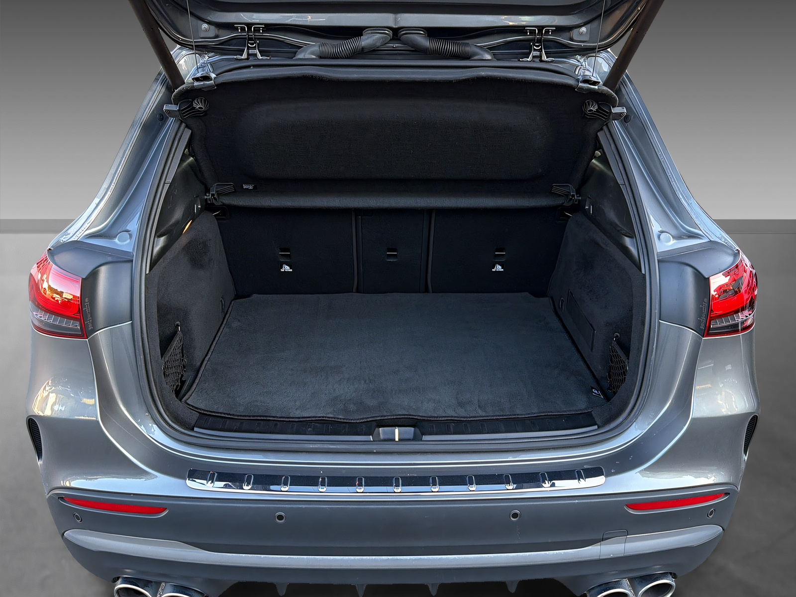 MERCEDES-BENZ GLA 45 4Matic-image-15