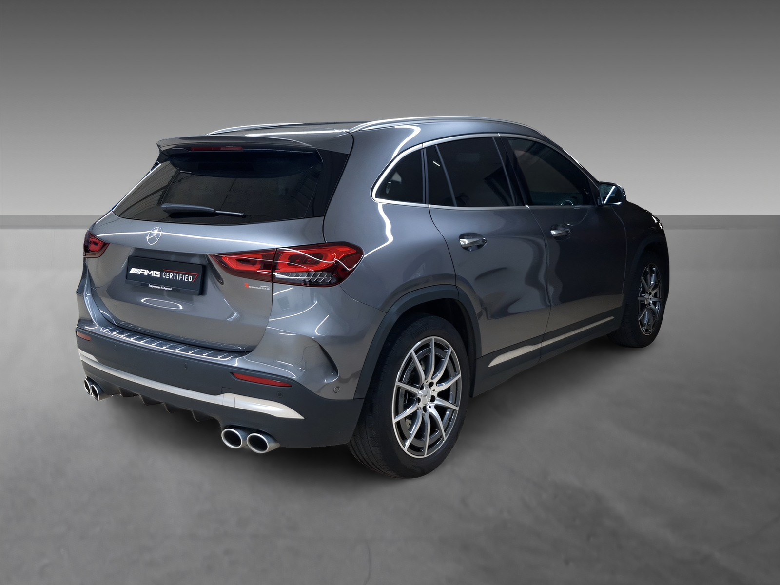 MERCEDES-BENZ GLA 45 4Matic-showroom-element-3