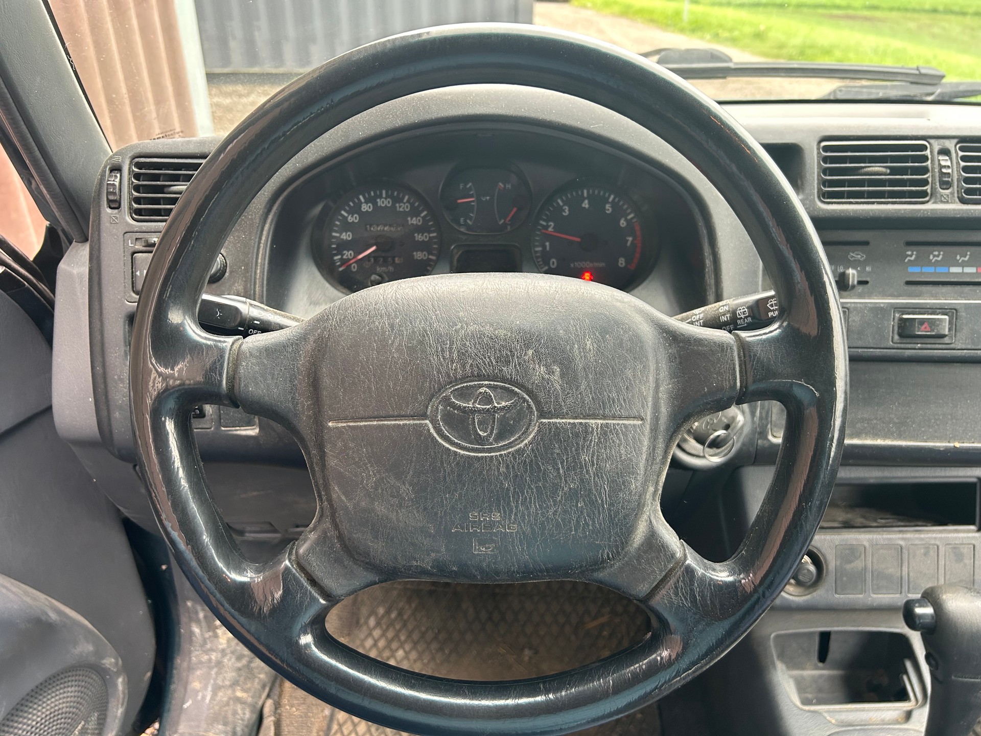 TOYOTA RAV-4-image-8