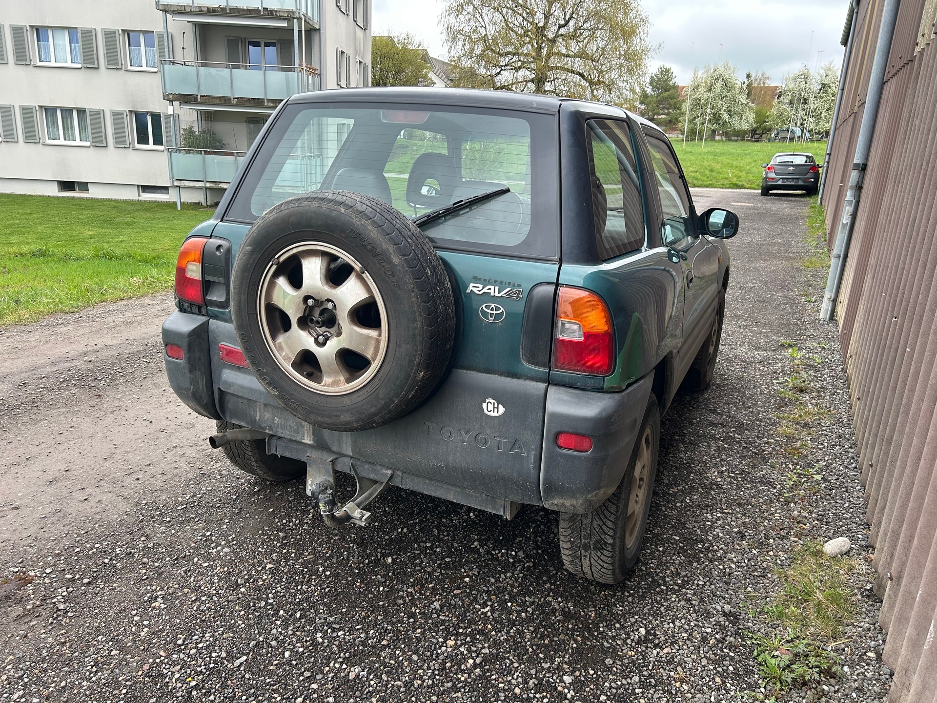 TOYOTA RAV-4-image-6