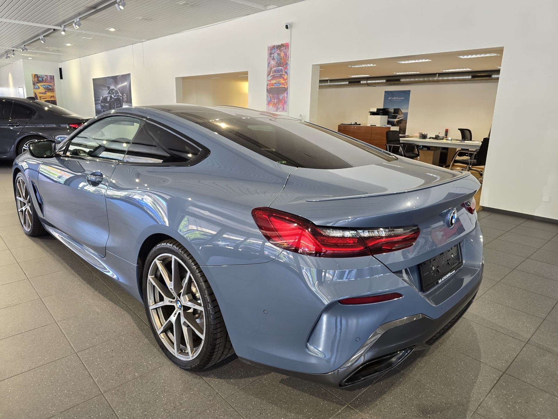 BMW M850i xDrive Steptronic-image-4