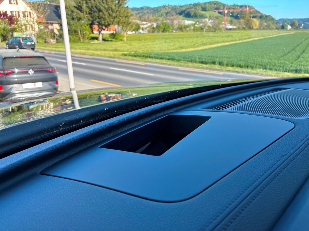 VW Tiguan 1.5 TSI evo2 eHybrid R-Line DSG-image-11