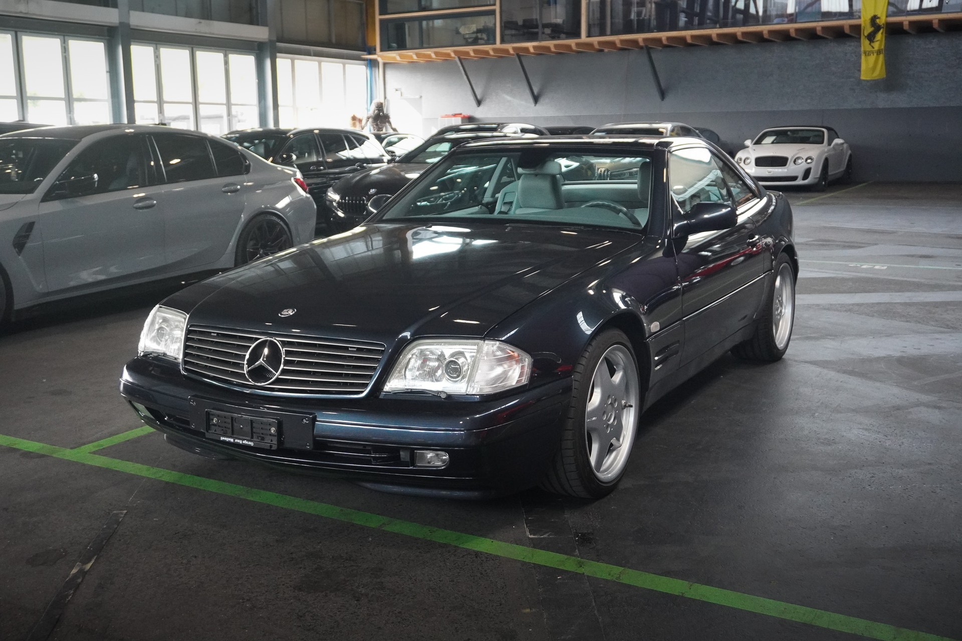 MERCEDES-BENZ SL 320 Automatic-showroom-element-1