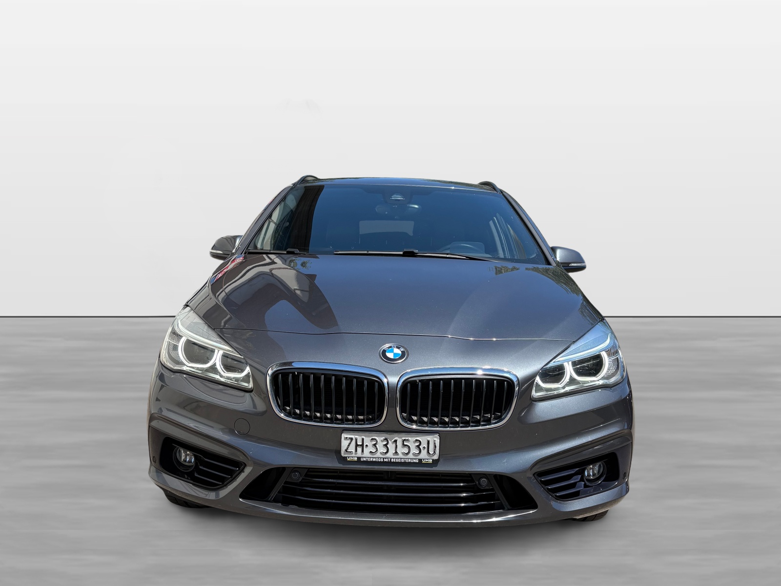 BMW 225i xDrive Active Tourer Sport Line Steptronic-showroom-element-1