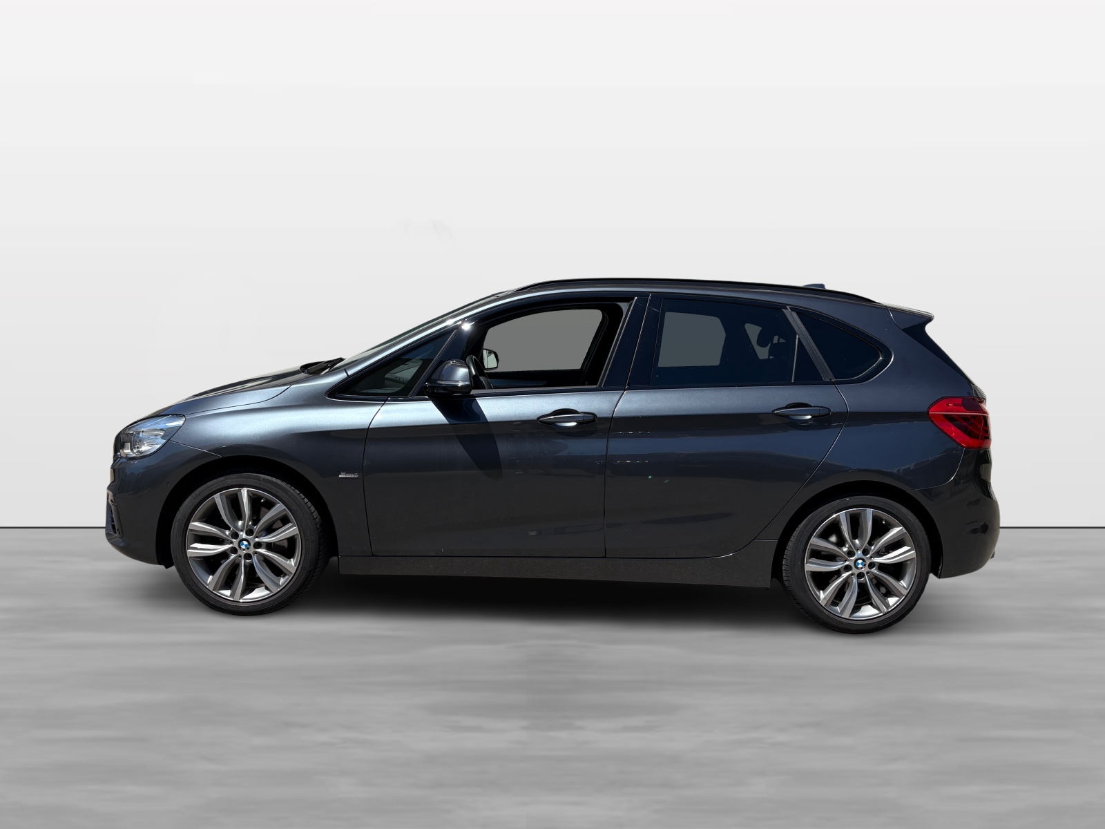 BMW 225i xDrive Active Tourer Sport Line Steptronic-showroom-element-2