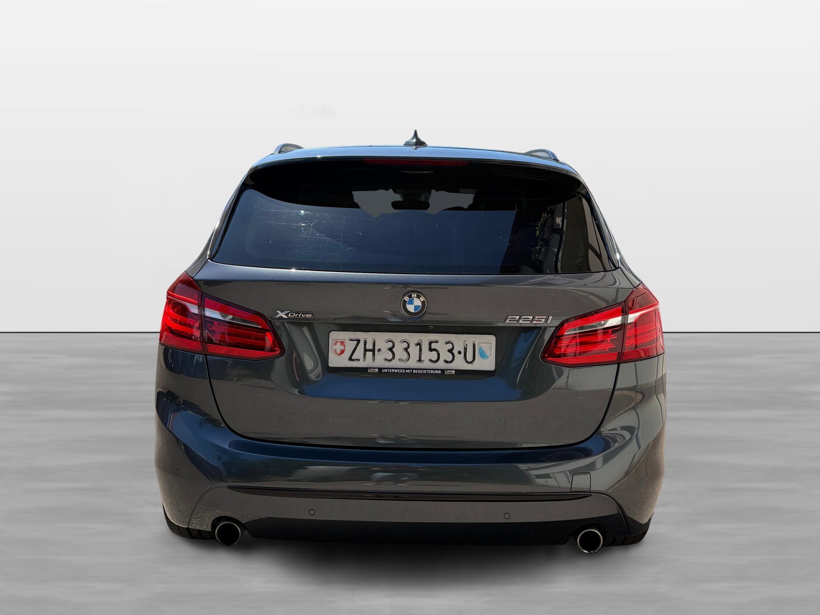 BMW 225i xDrive Active Tourer Sport Line Steptronic-image-4