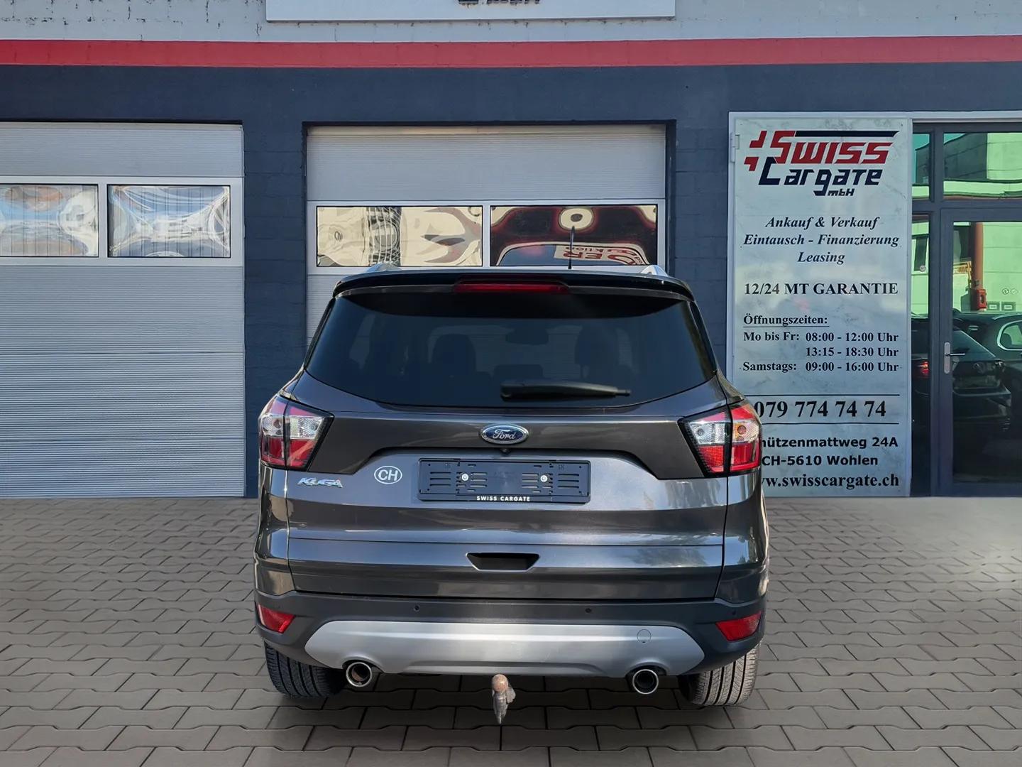 FORD Kuga 2.0 TDCi Titanium 4WD PowerShift mit AHK & Panoramadach-image-6