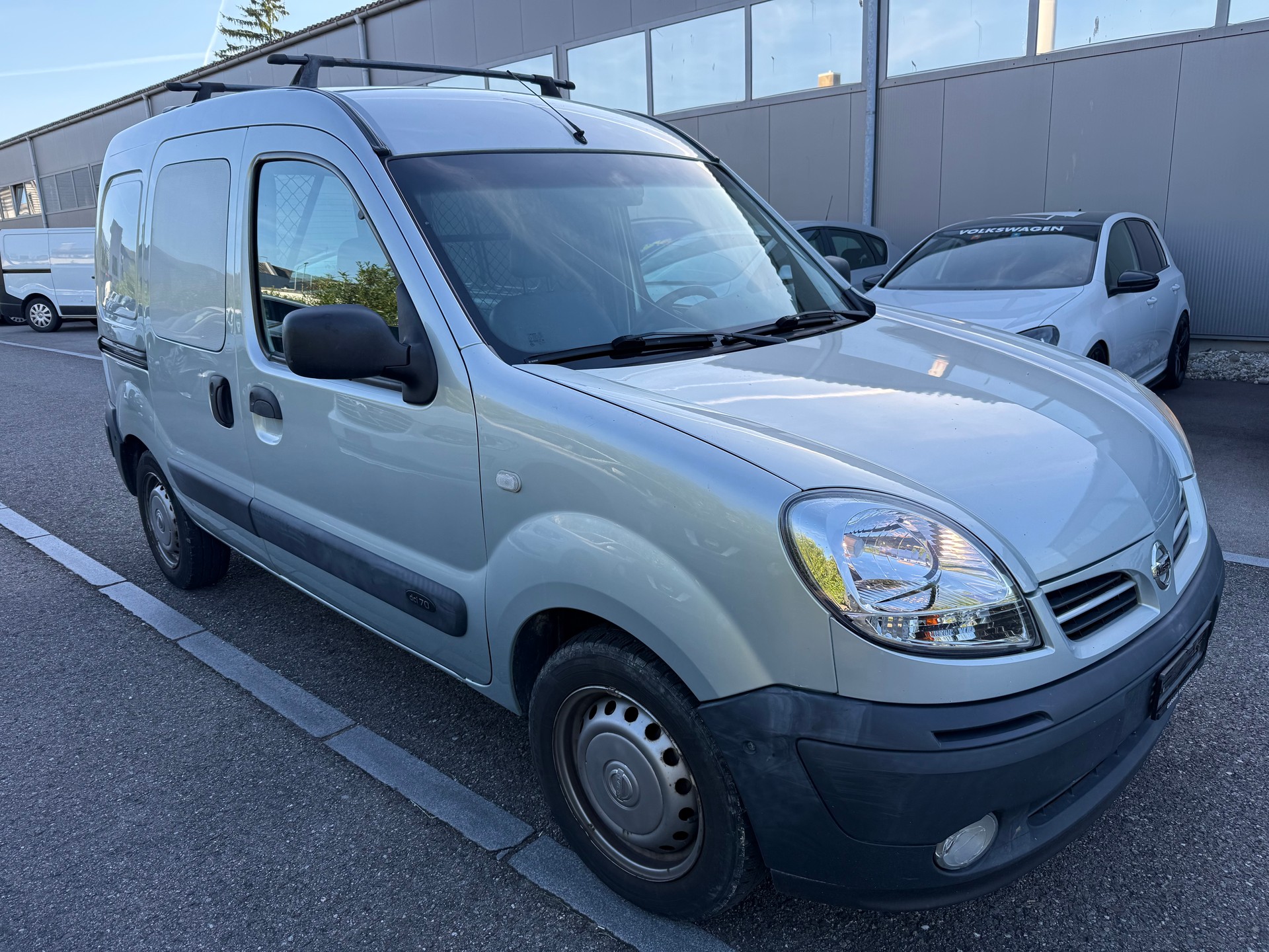 NISSAN Star-image-1