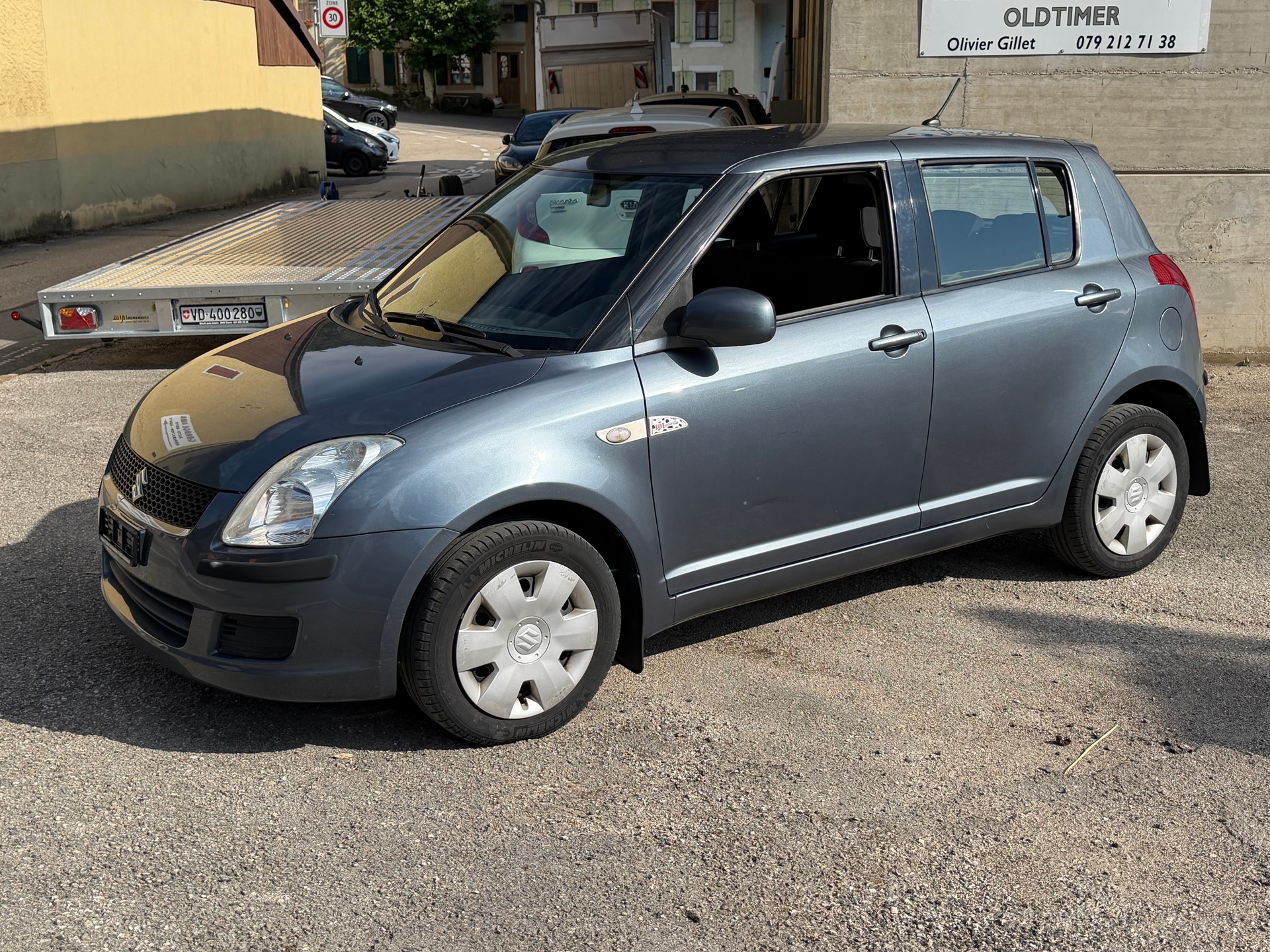 SUZUKI Swift 1.3i 16V GL Top 4x4