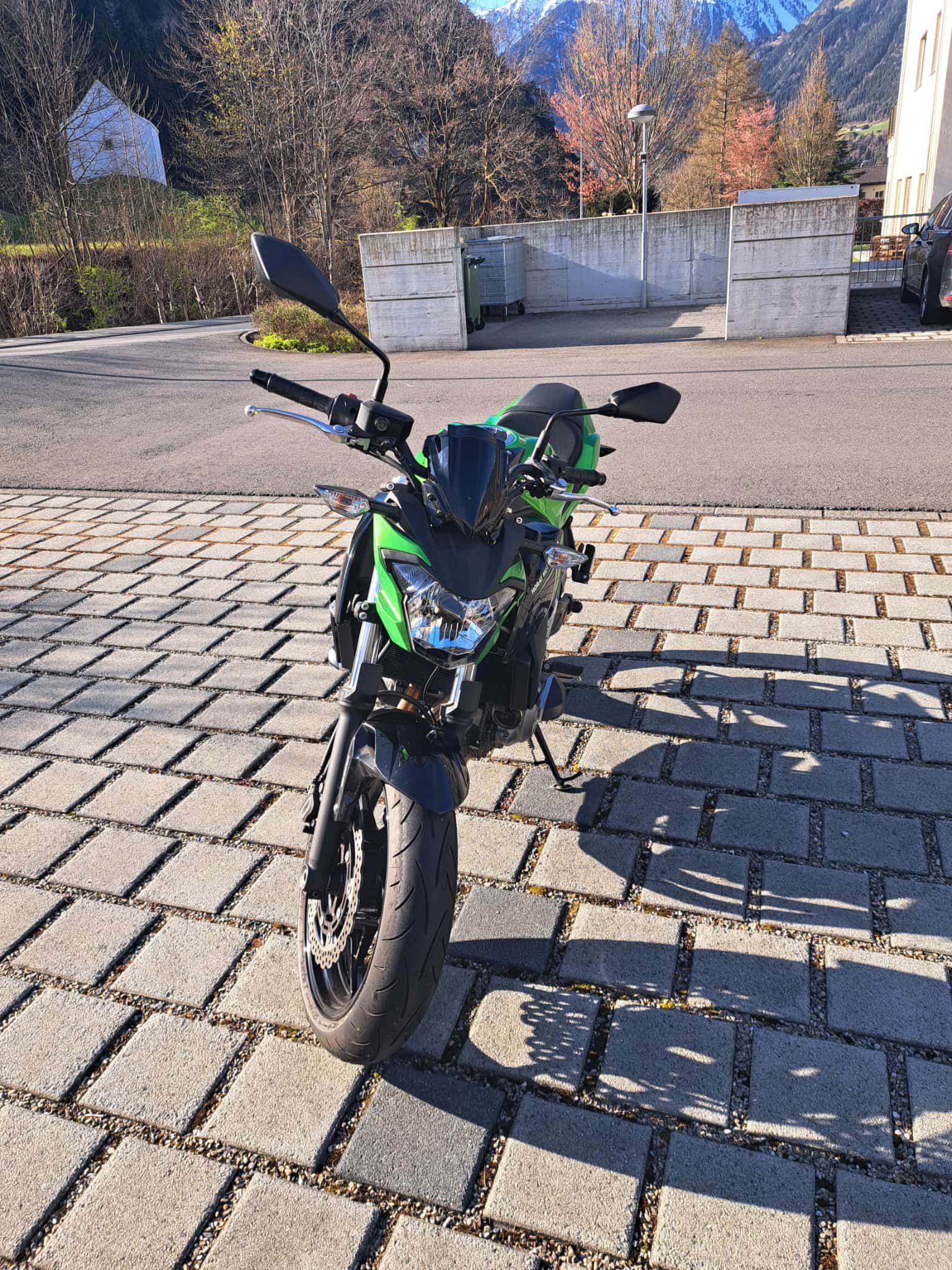 KAWASAKI Z 650 ABS-image-1