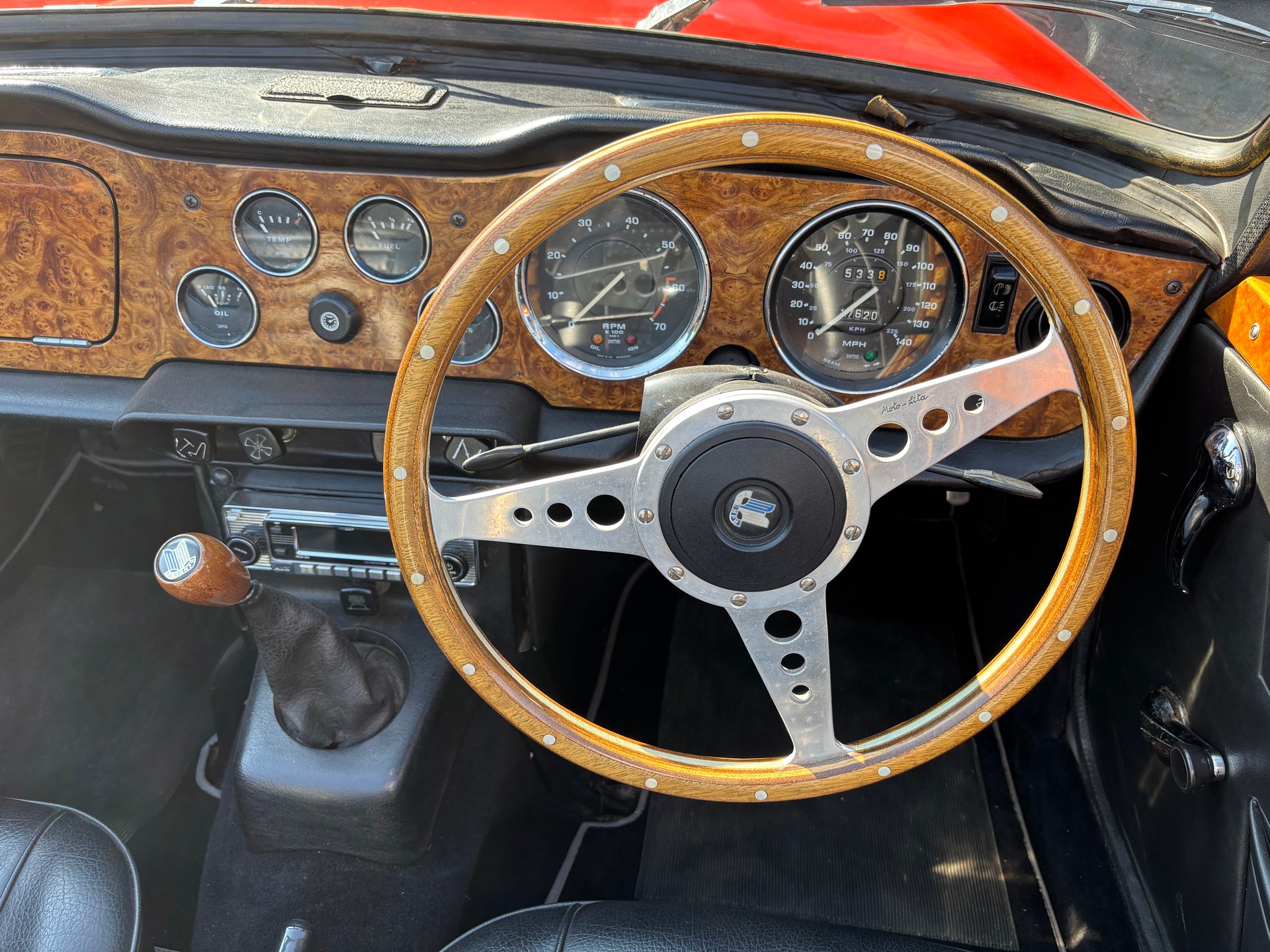 TRIUMPH TR6 PI-image-5