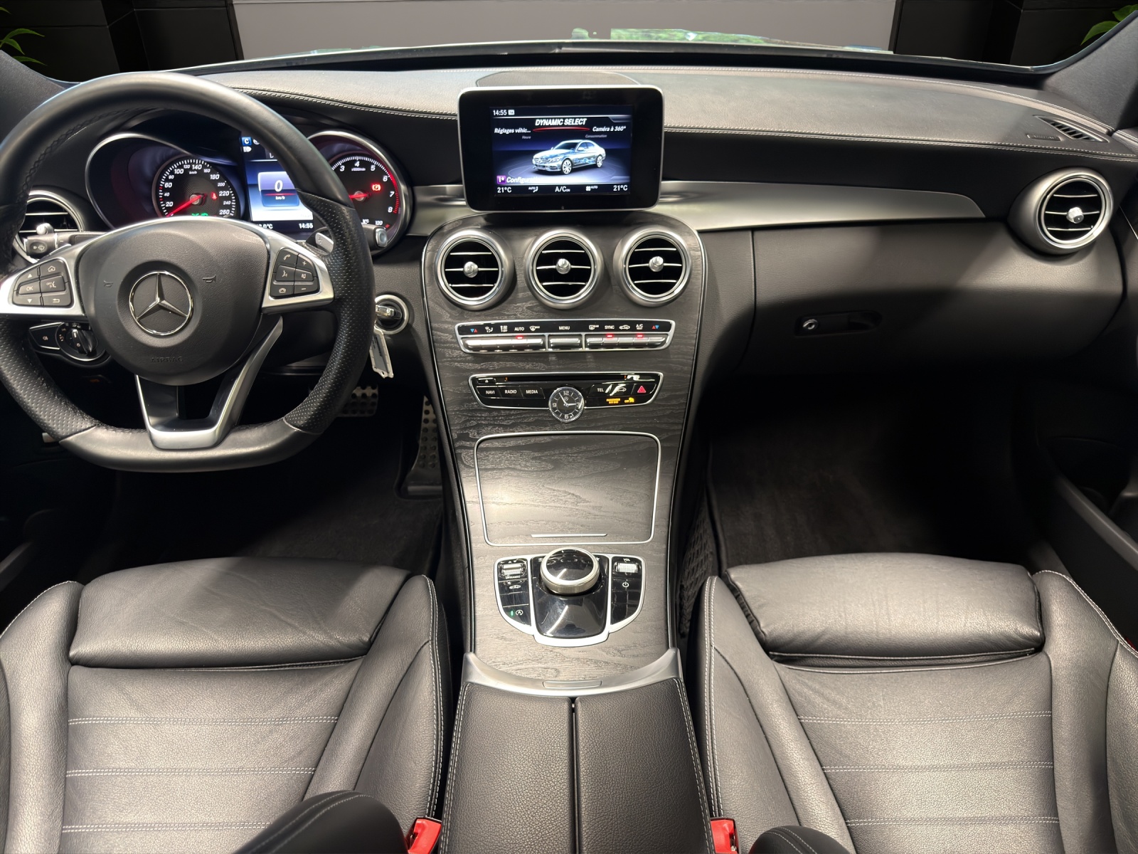 MERCEDES-BENZ C 200 AMG Line 4Matic 9G-Tronic-image-11