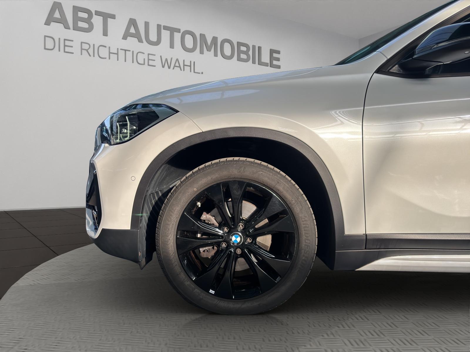 BMW X1 18i sDrive-image-23
