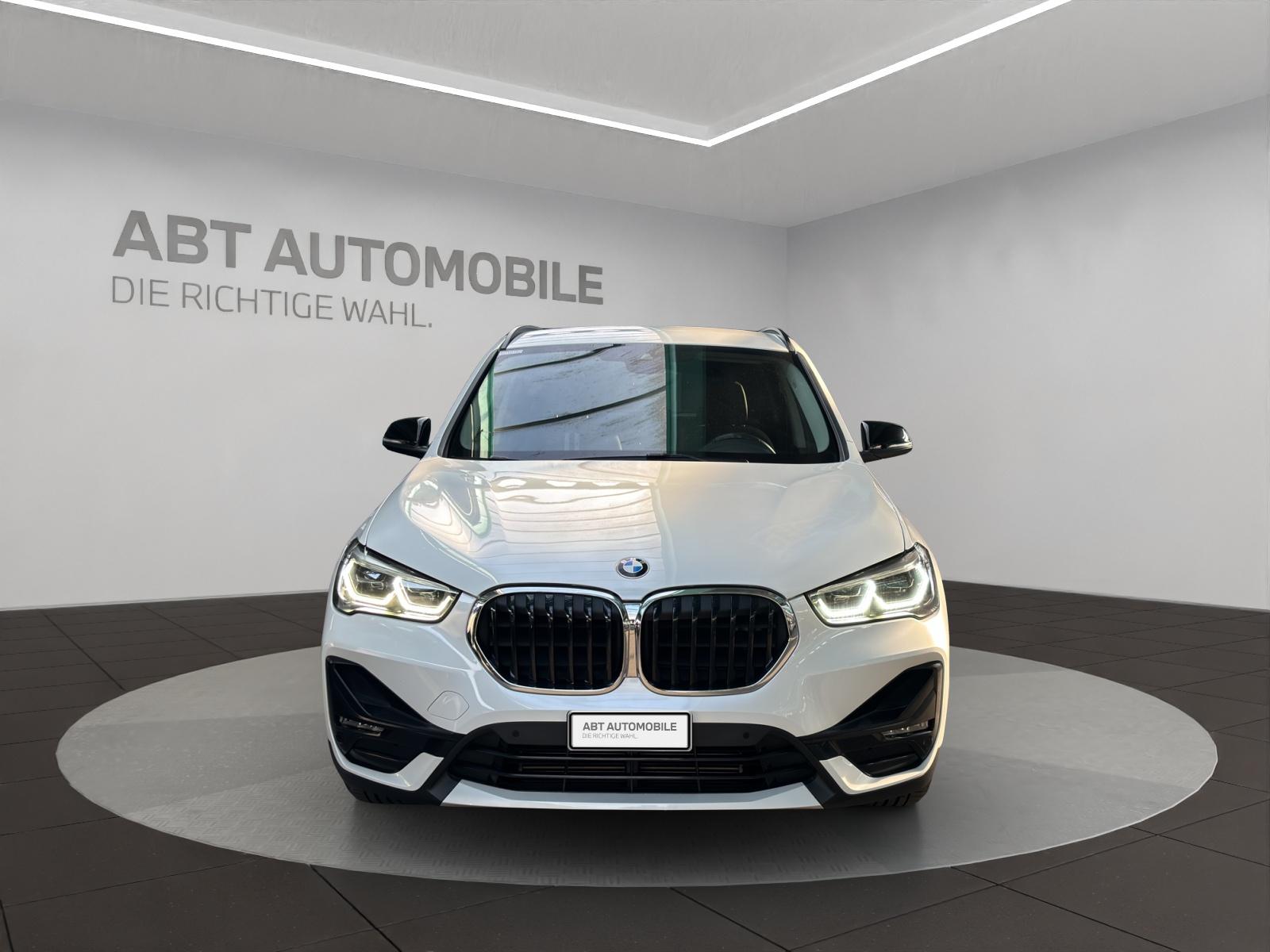 BMW X1 18i sDrive-showroom-element-1