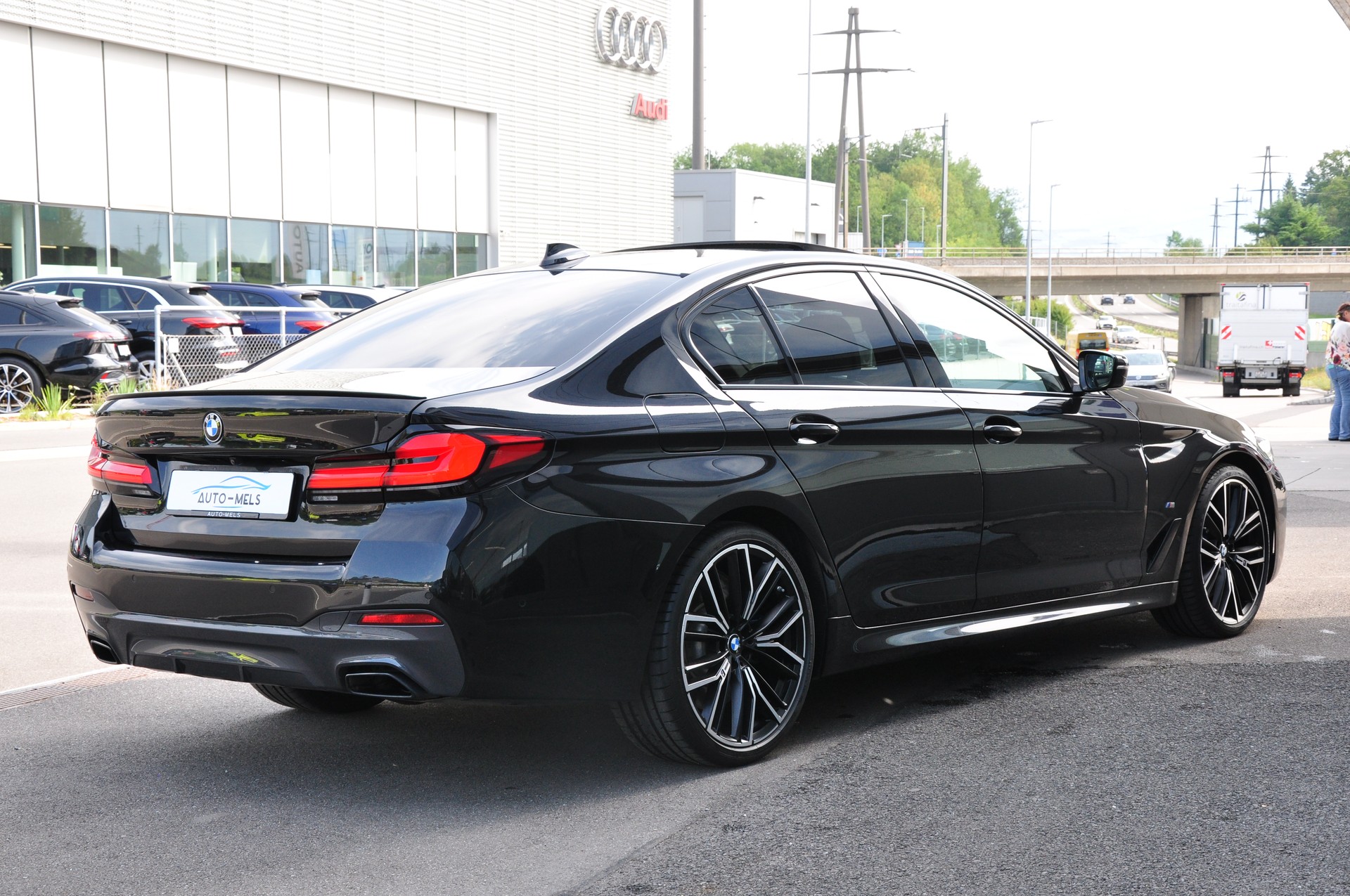 BMW 540d xDrive 48V M Sport Pro Steptronic-image-9