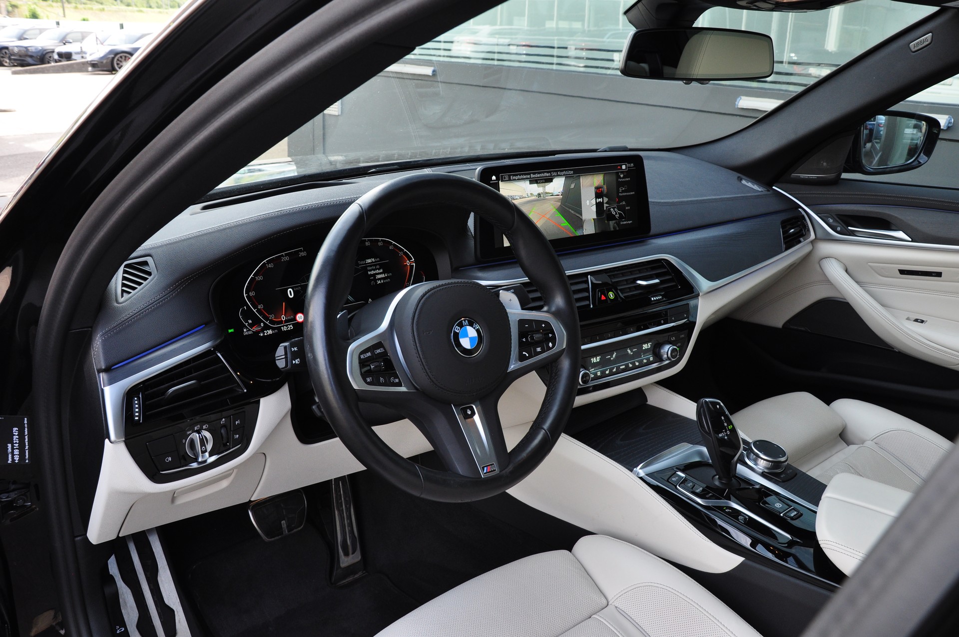 BMW 540d xDrive 48V M Sport Pro Steptronic-image-23