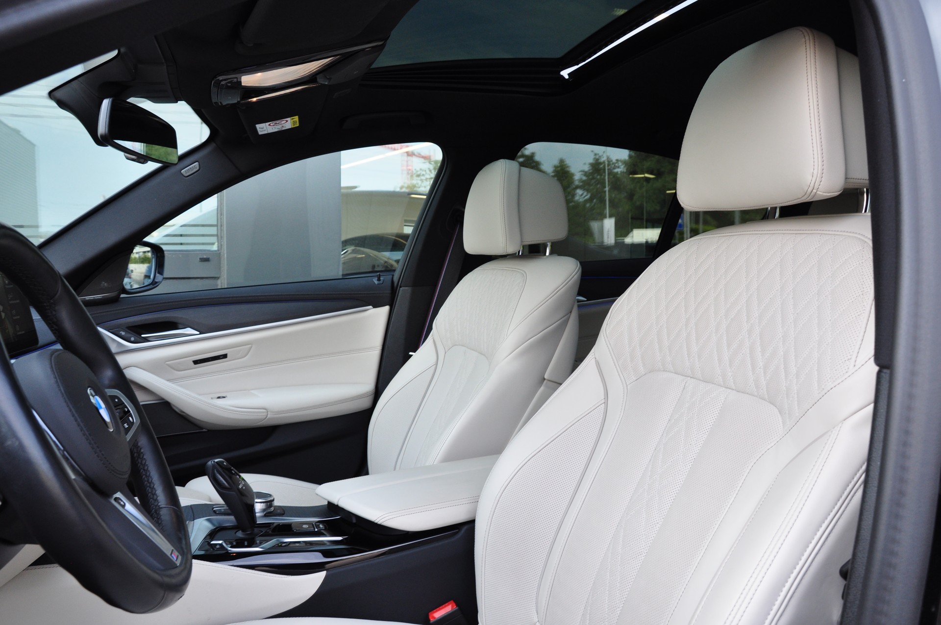 BMW 540d xDrive 48V M Sport Pro Steptronic-image-20