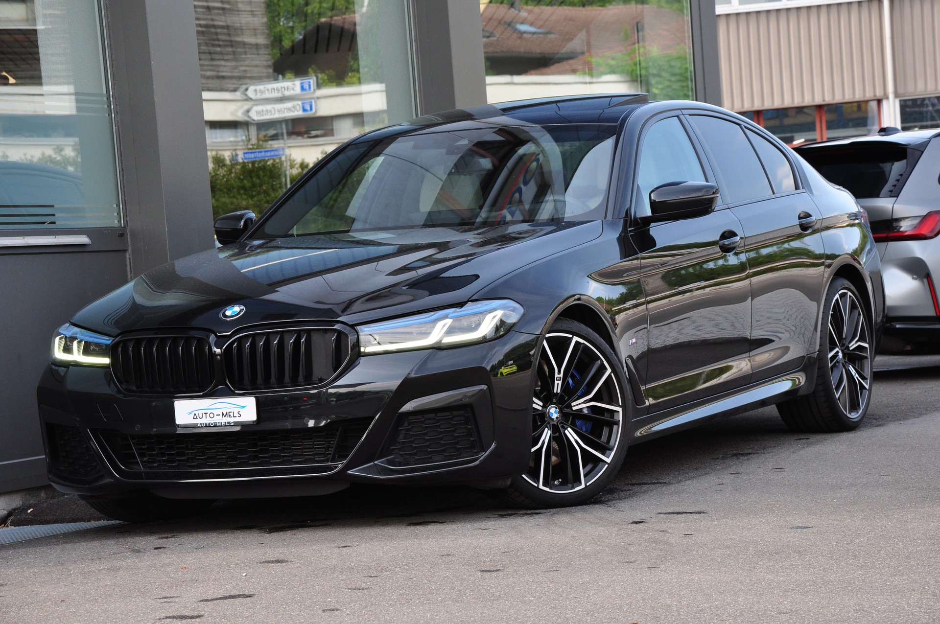 BMW 540d xDrive 48V M Sport Pro Steptronic-image-4