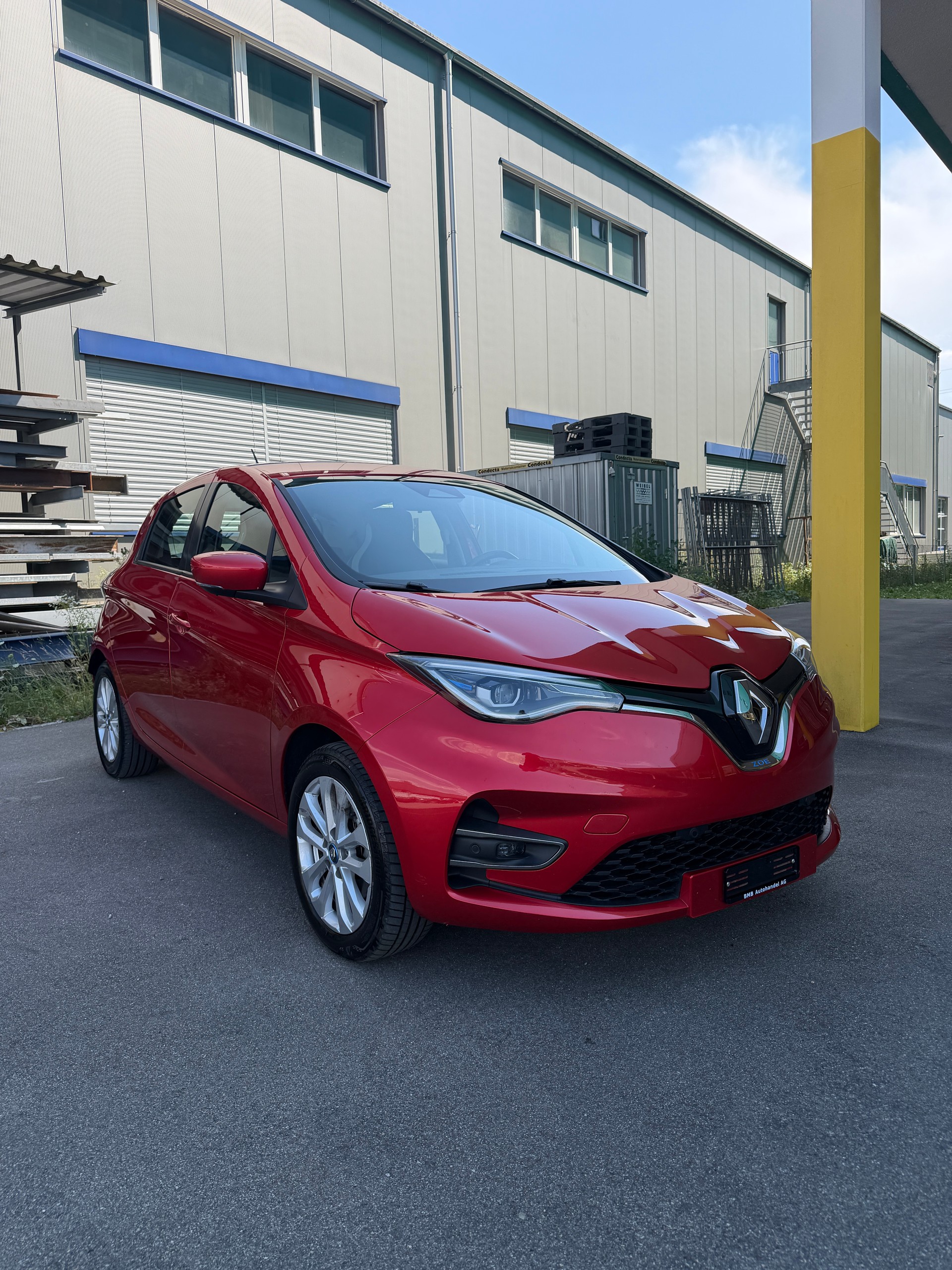 RENAULT Zoe Riviera R135 (Batterie Miete)