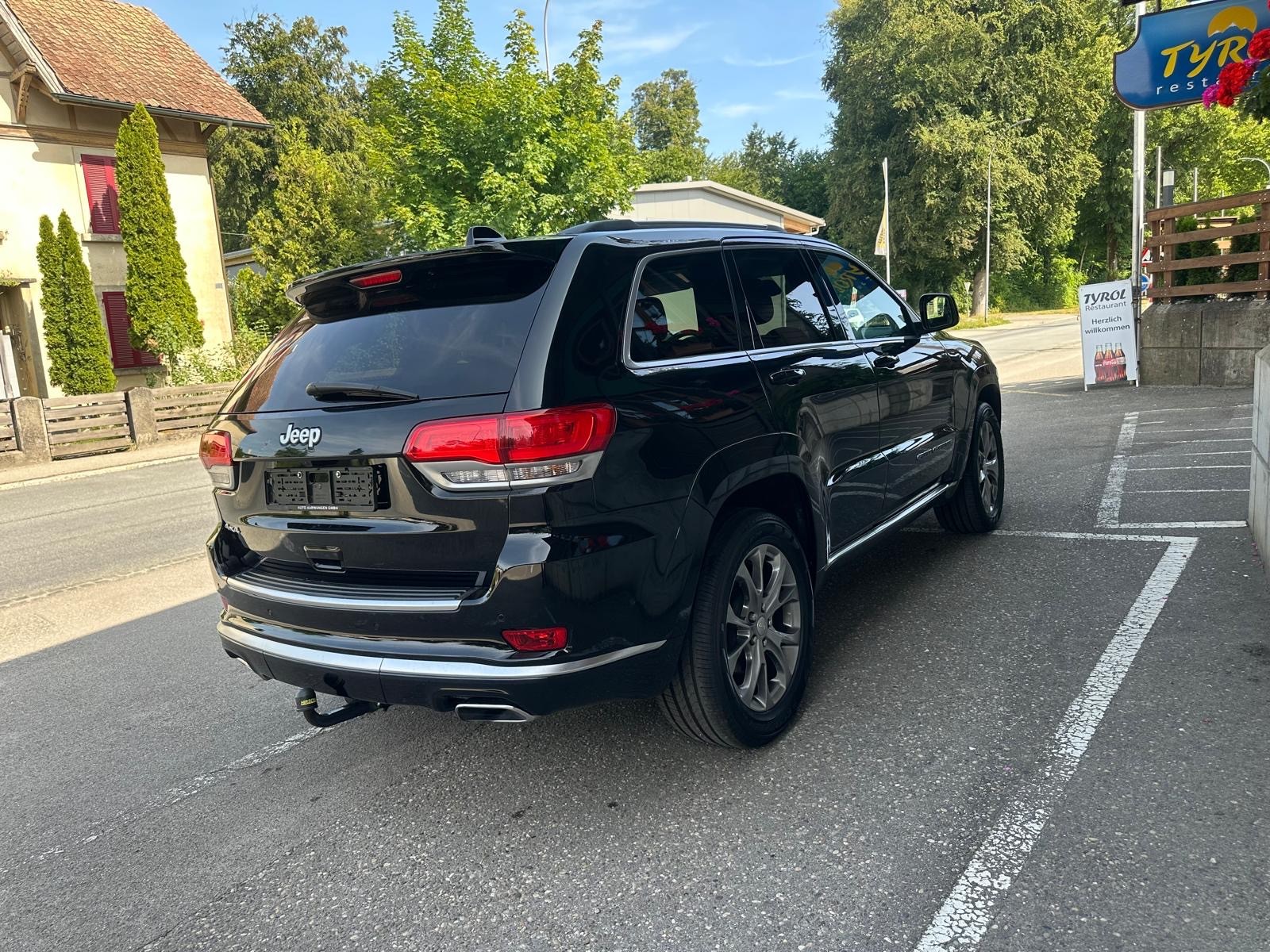 JEEP Grand Cherokee 3.0 CRD Summit Automatic-showroom-element-3