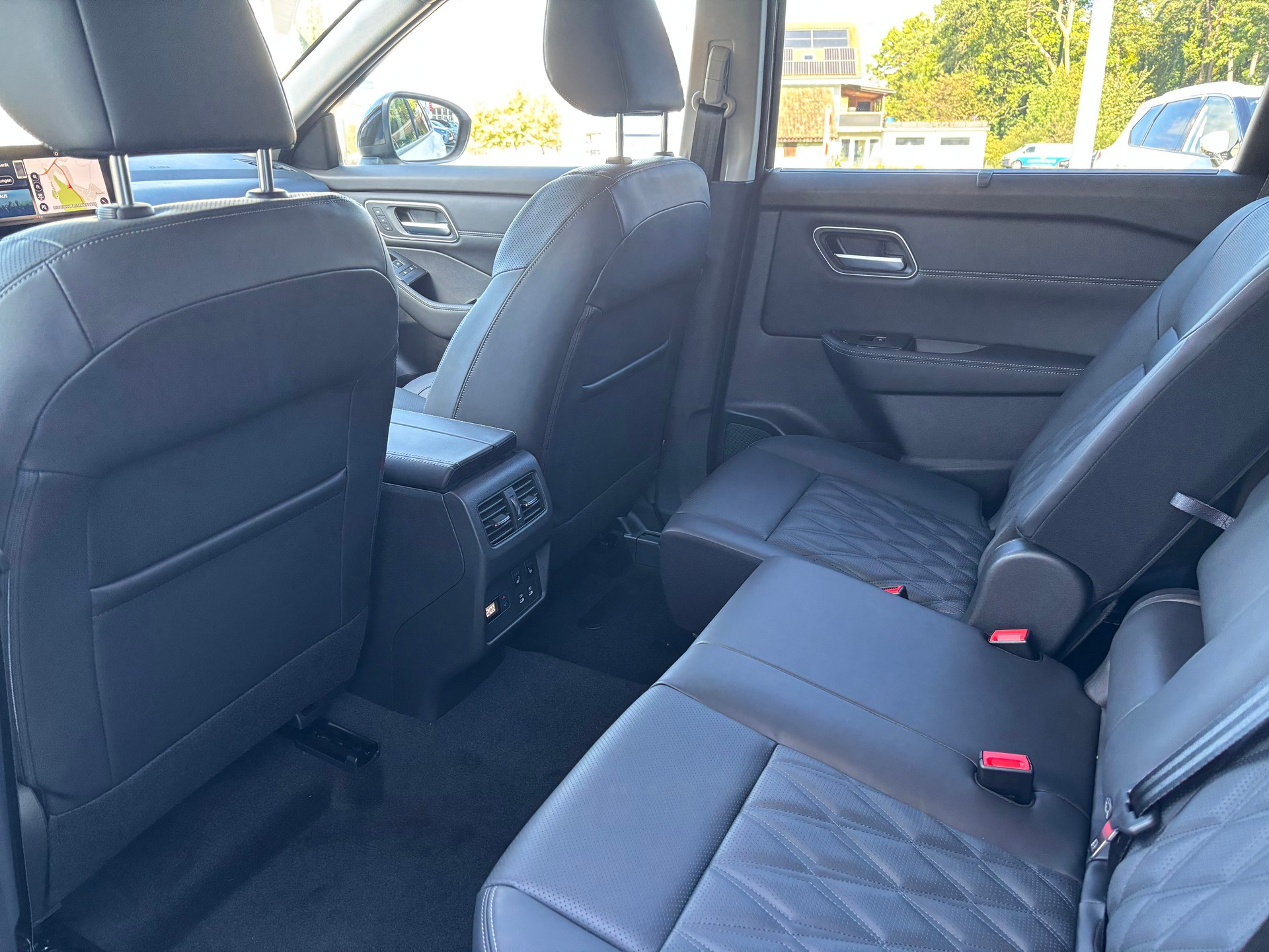 NISSAN X-Trail 1.5 e-Power 4WD Tekna+-image-8