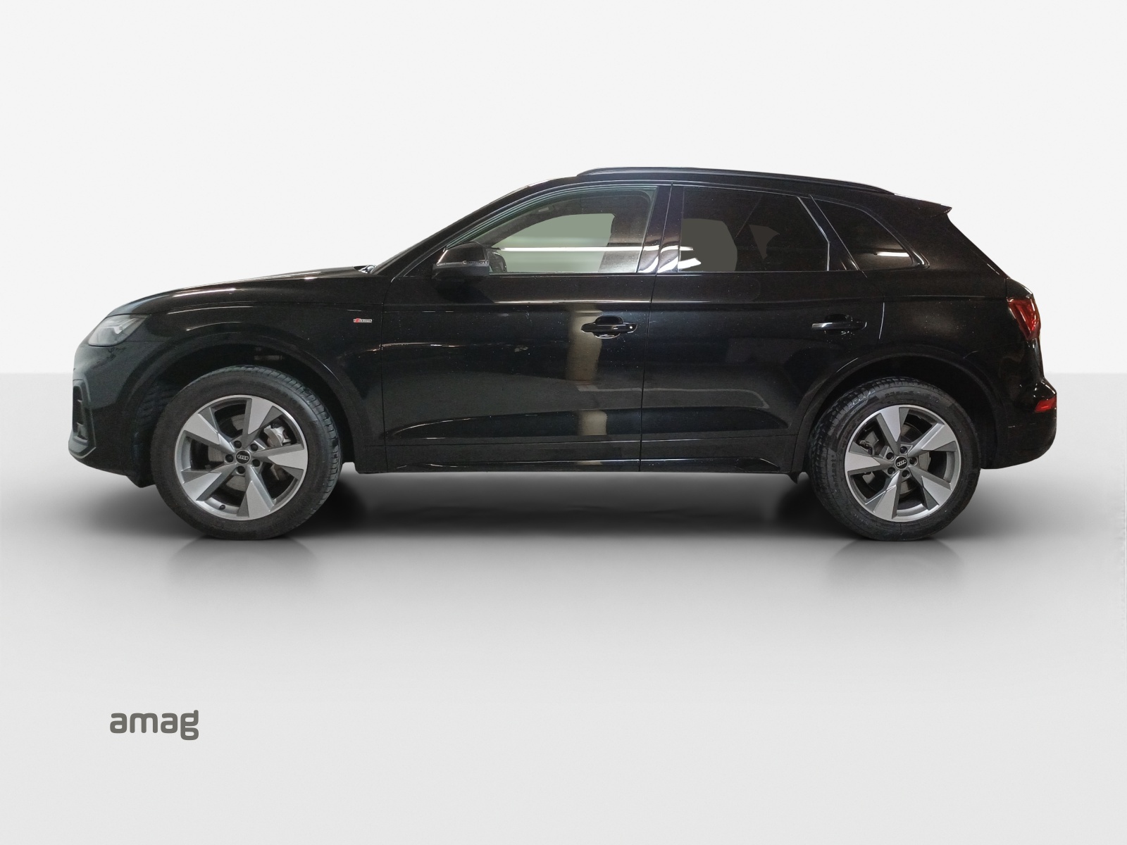 AUDI Q5 45 TFSI S-line quattro S-tronic-showroom-element-1
