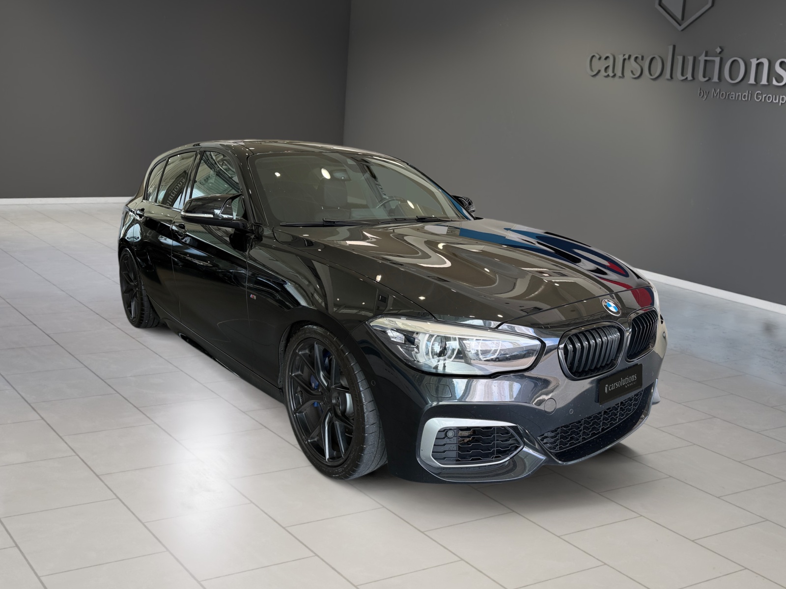 BMW M140i xDrive Steptronic-showroom-element-3