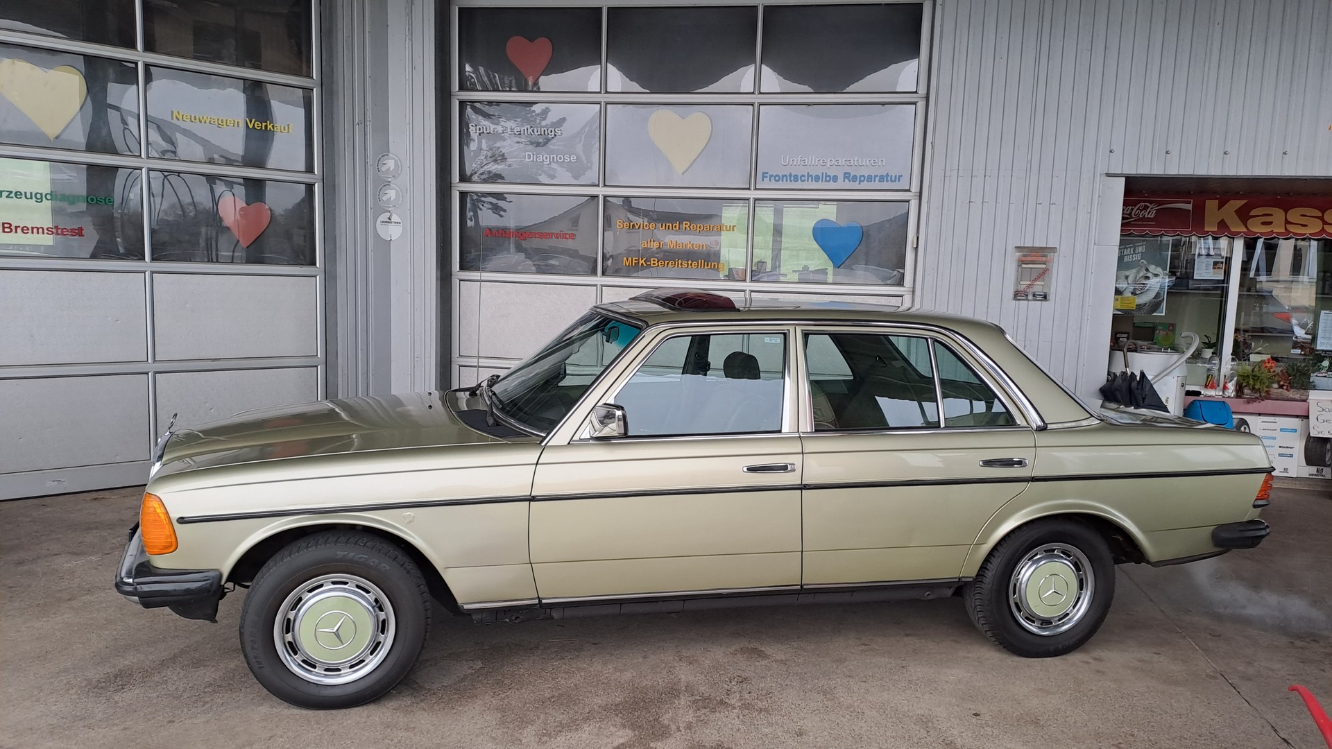 MERCEDES-BENZ 250