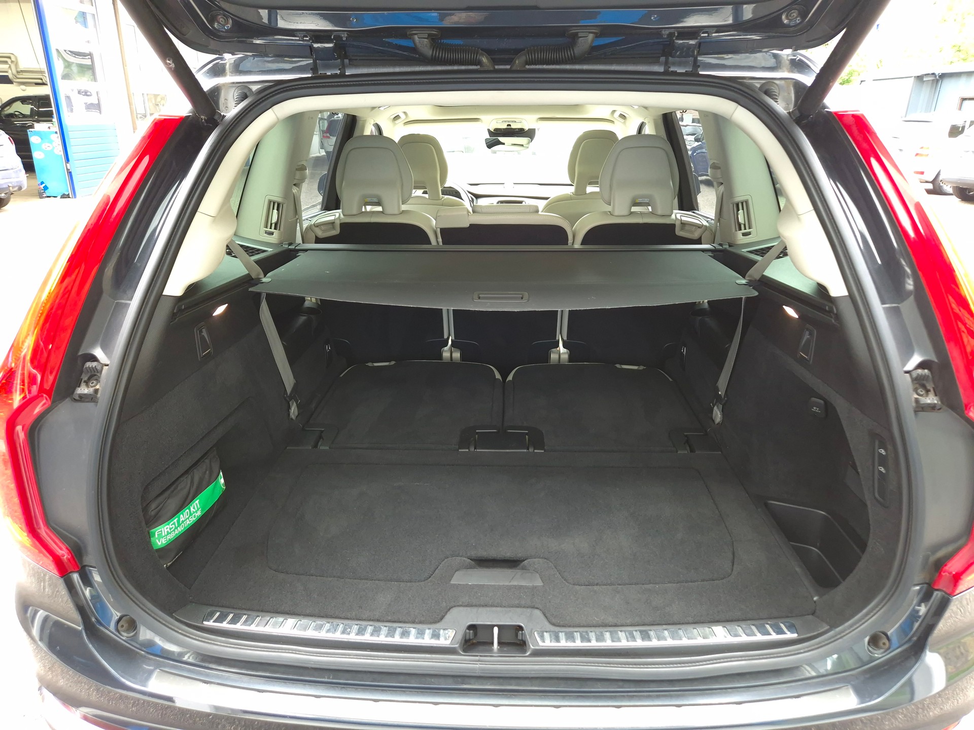 VOLVO XC90 T8 eAWD Inscription Geartronic-image-30