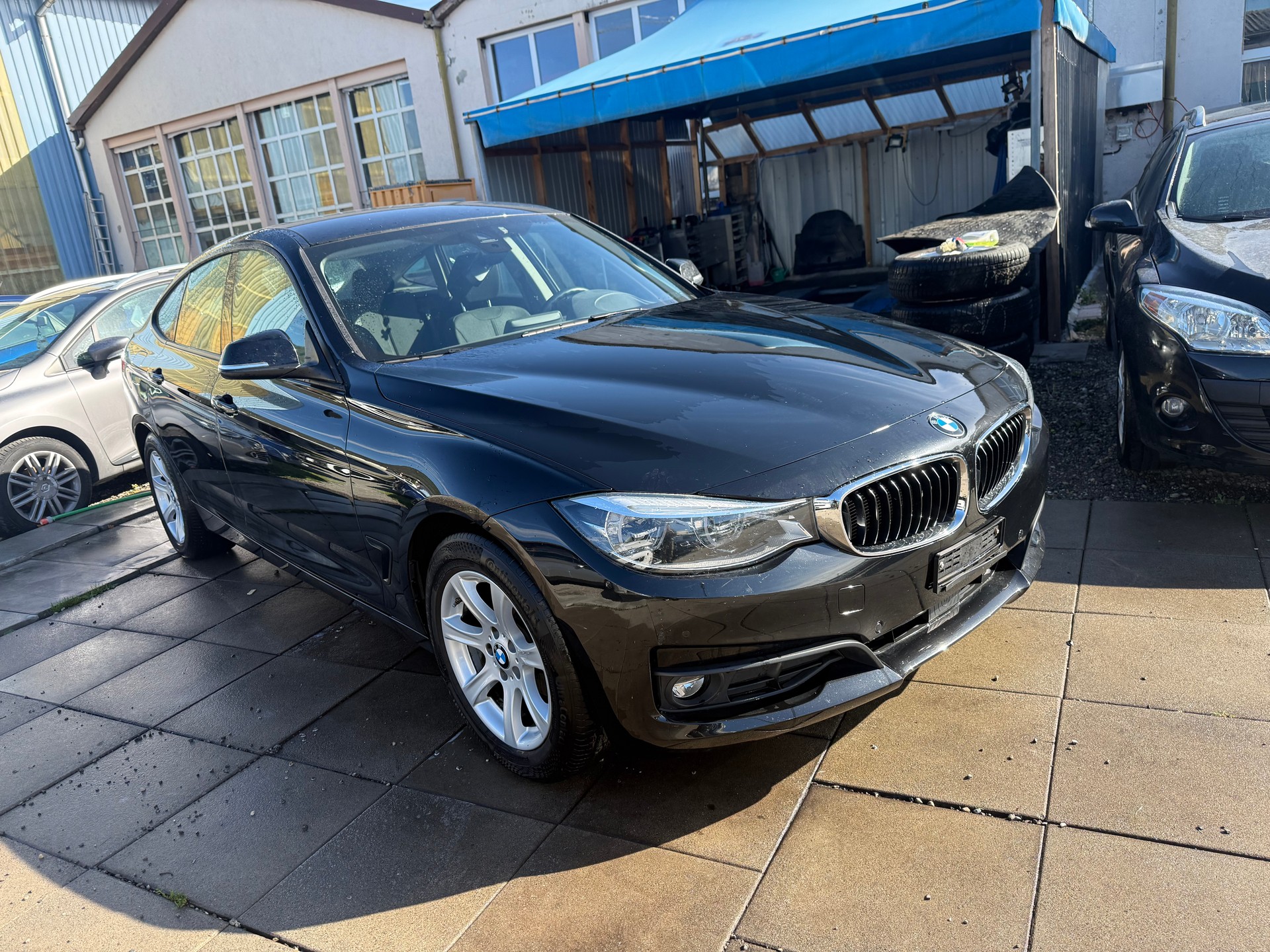 BMW 320d GT xDrive M Sport-image-1
