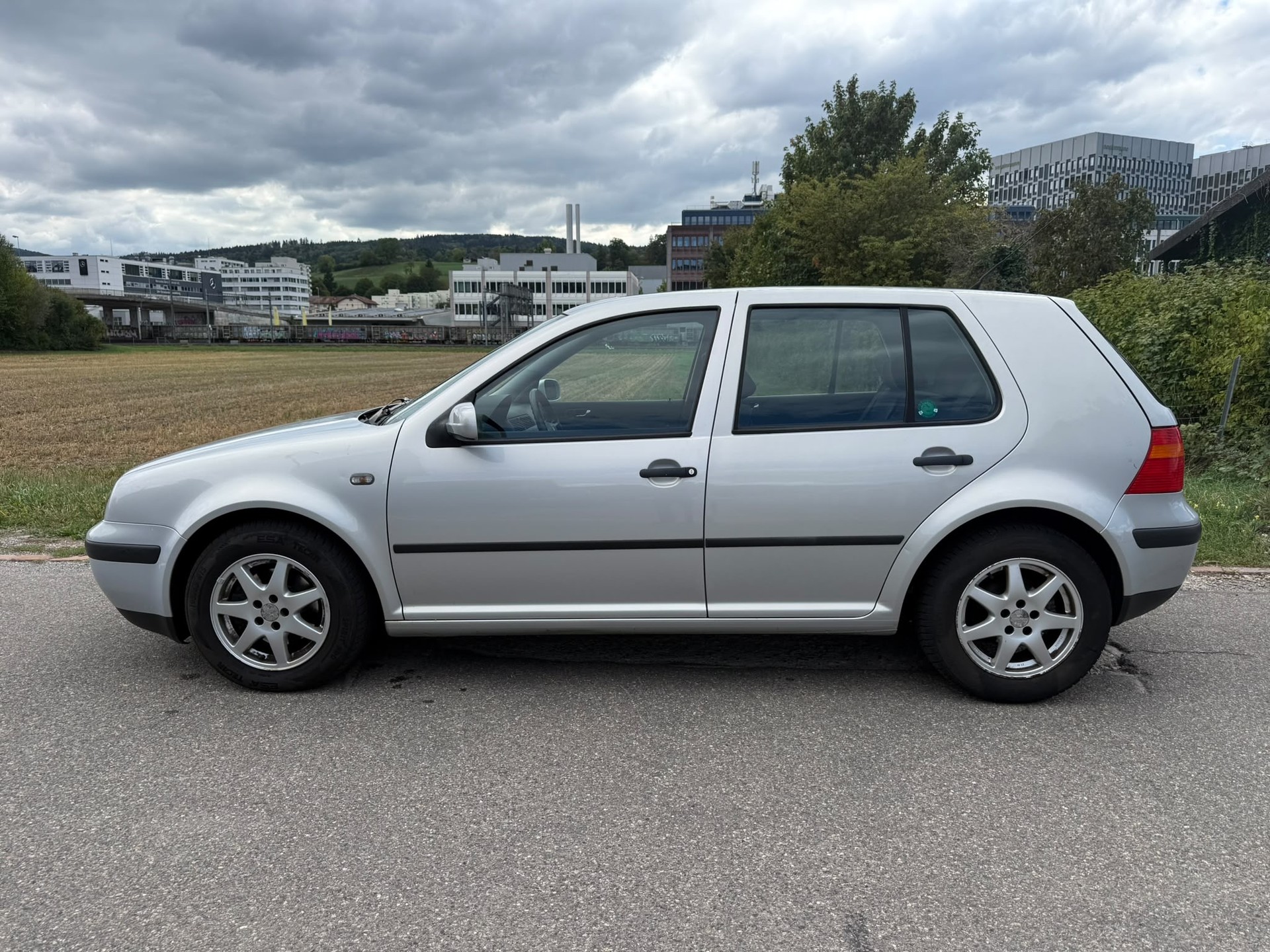 VW Golf 2.0 Comfortline-image-7
