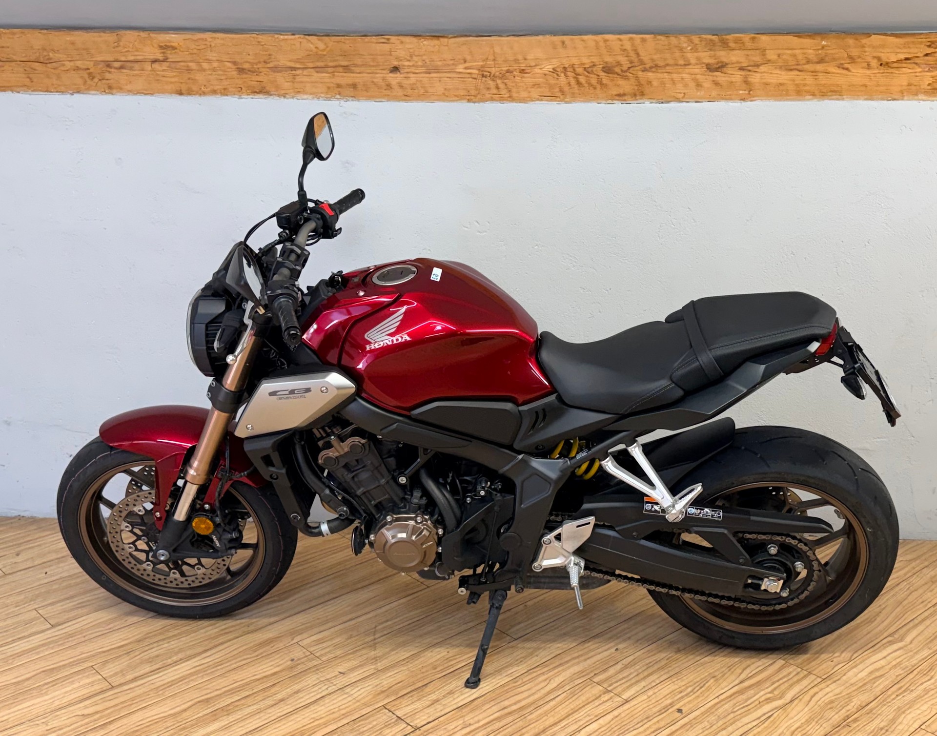 HONDA CB 650 R-image-5