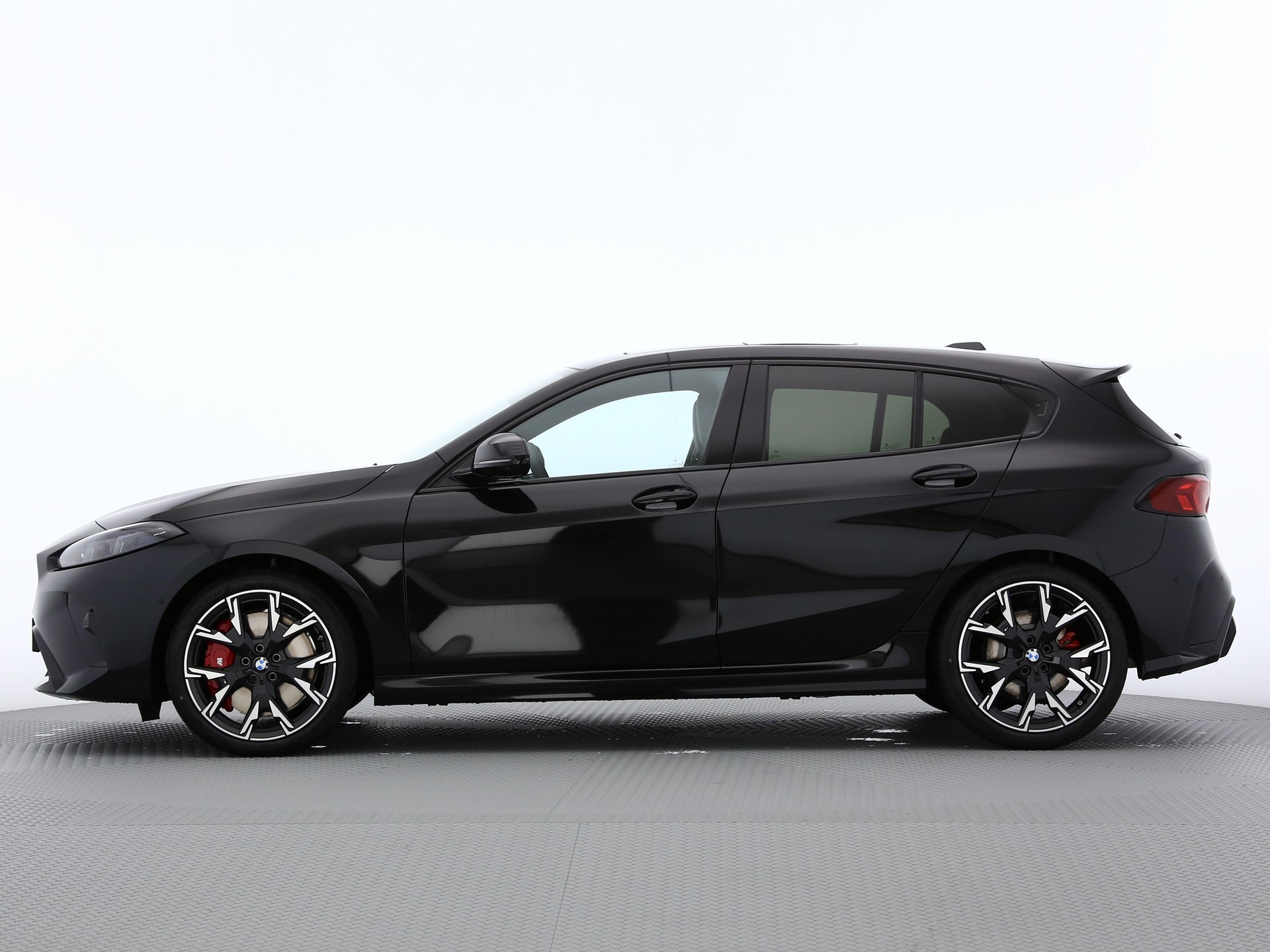 BMW 1er Reihe F70 120d-showroom-element-2