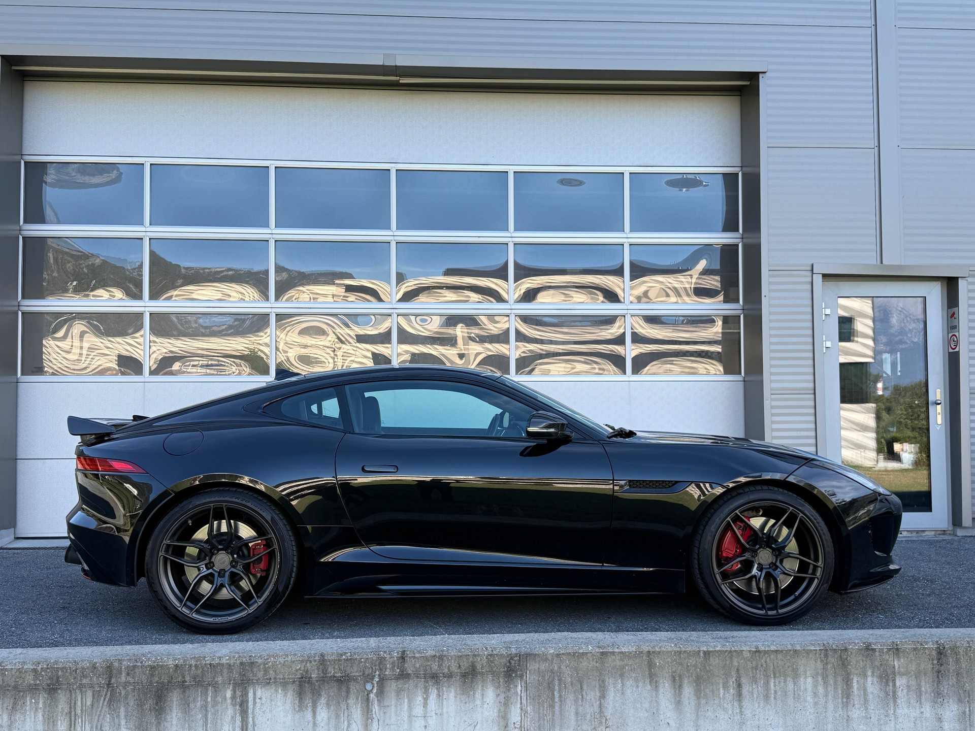 JAGUAR F-Type Coupé R 5.0 V8 S/C AWD